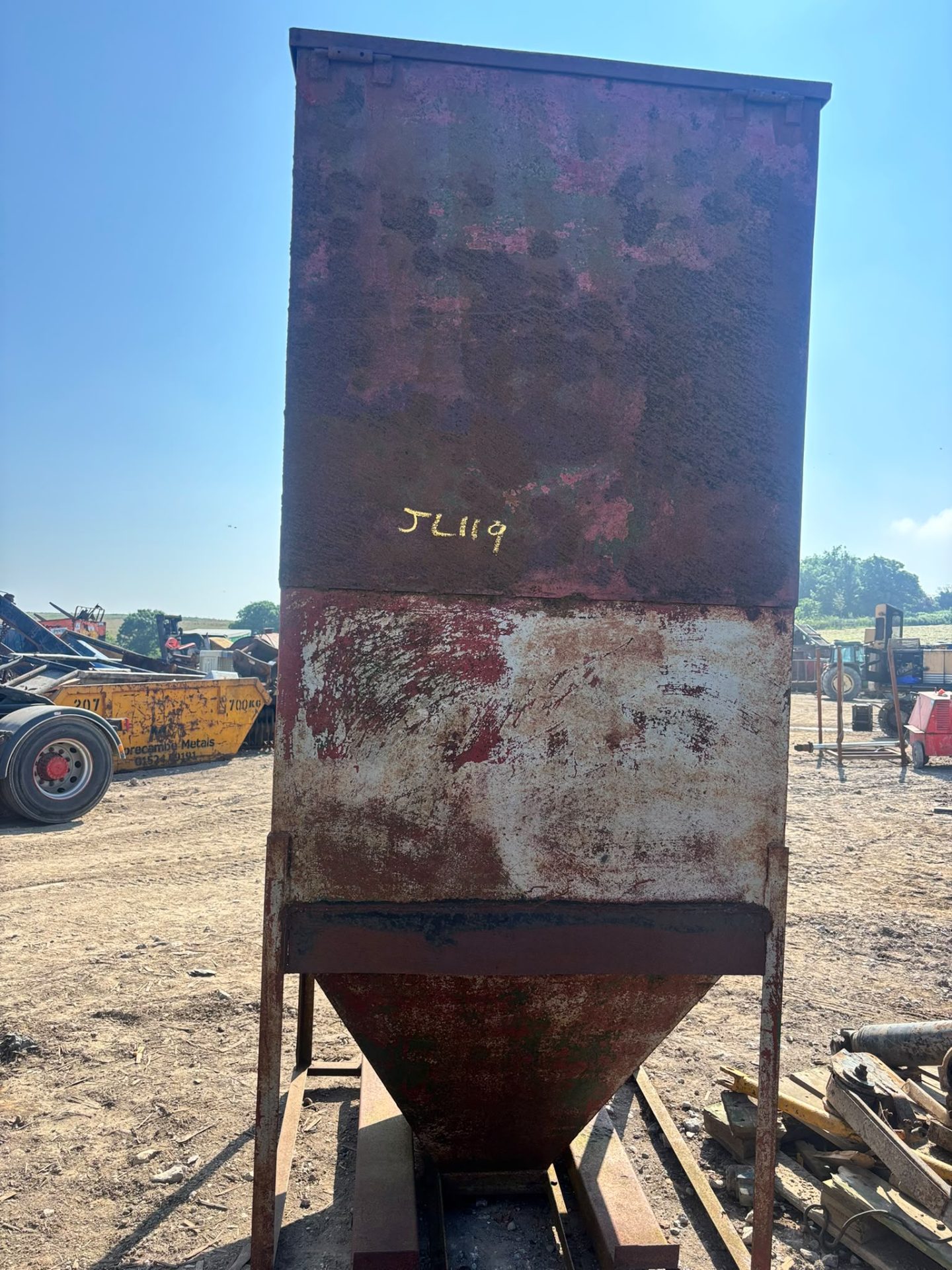 PROVIN STEEL ANIMAL FEED BIN HOPPER 2 TONNE FARM GRAIN PELLET - Image 7