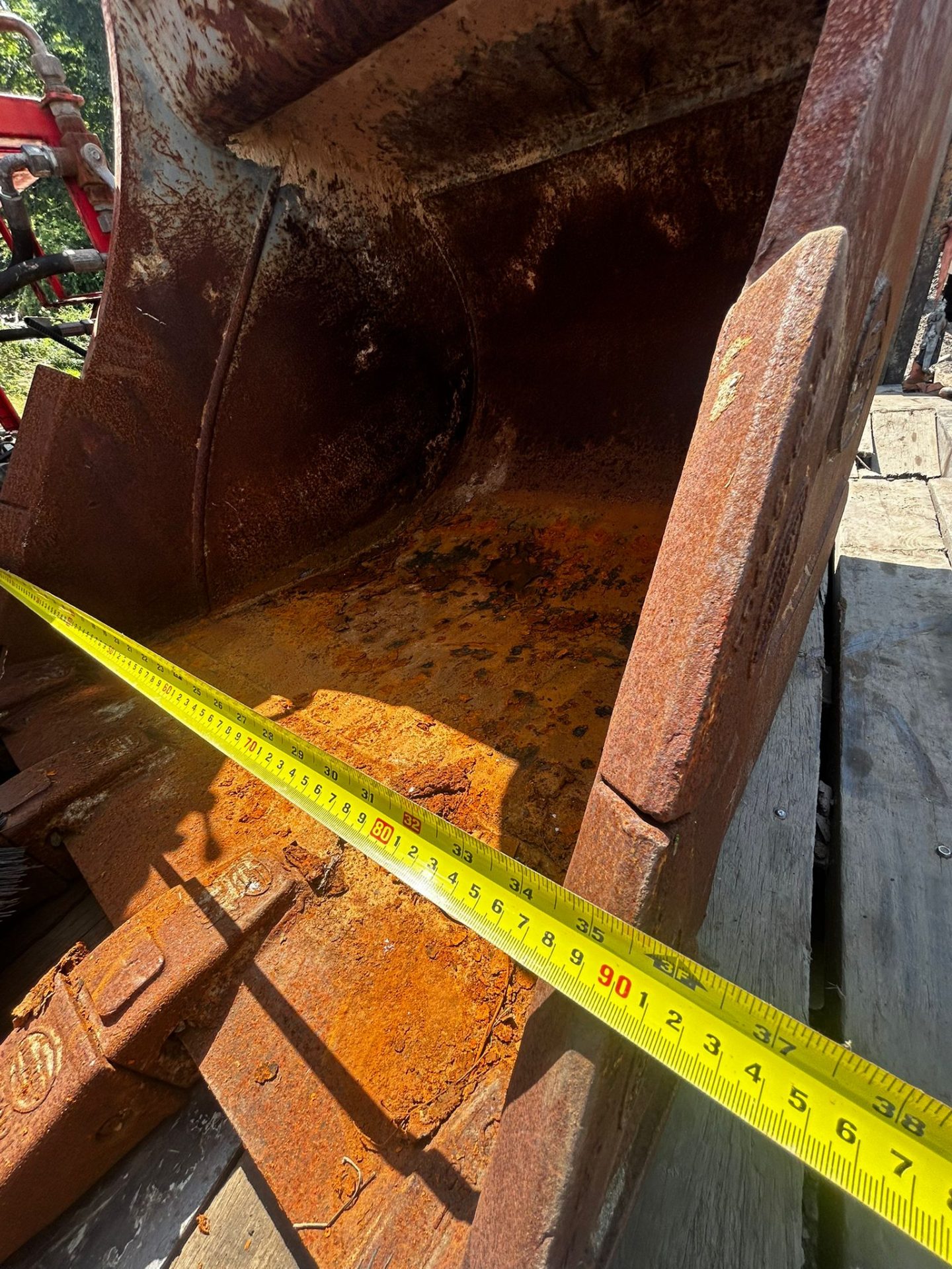 STRICKLAND 36IN 900MM DIGGER BUCKET 65MM PINS 13 TON EXCAVATOR - Image 6