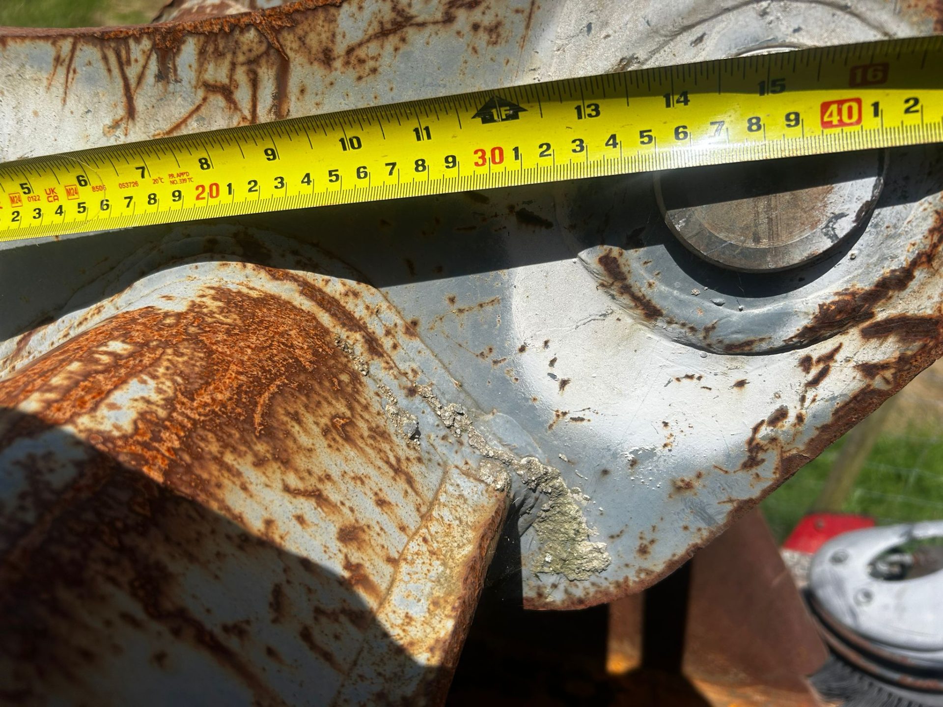 STRICKLAND 36IN 900MM DIGGER BUCKET 65MM PINS 13 TON EXCAVATOR - Image 8