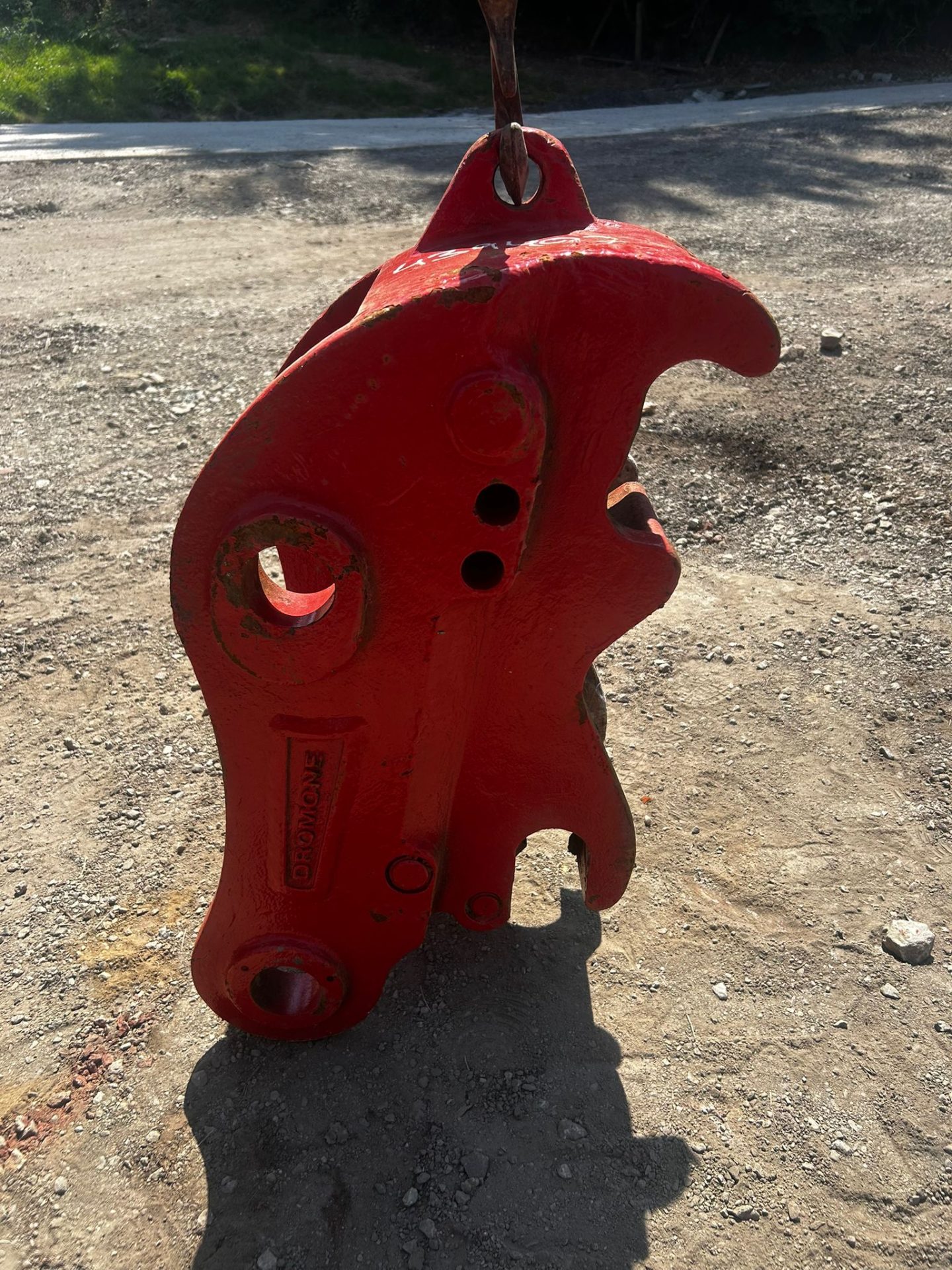 DROMONE HYDRAULIC QUICK HITCH 65MM PINS 13 TON EXCAVATOR DIGGER - Image 9