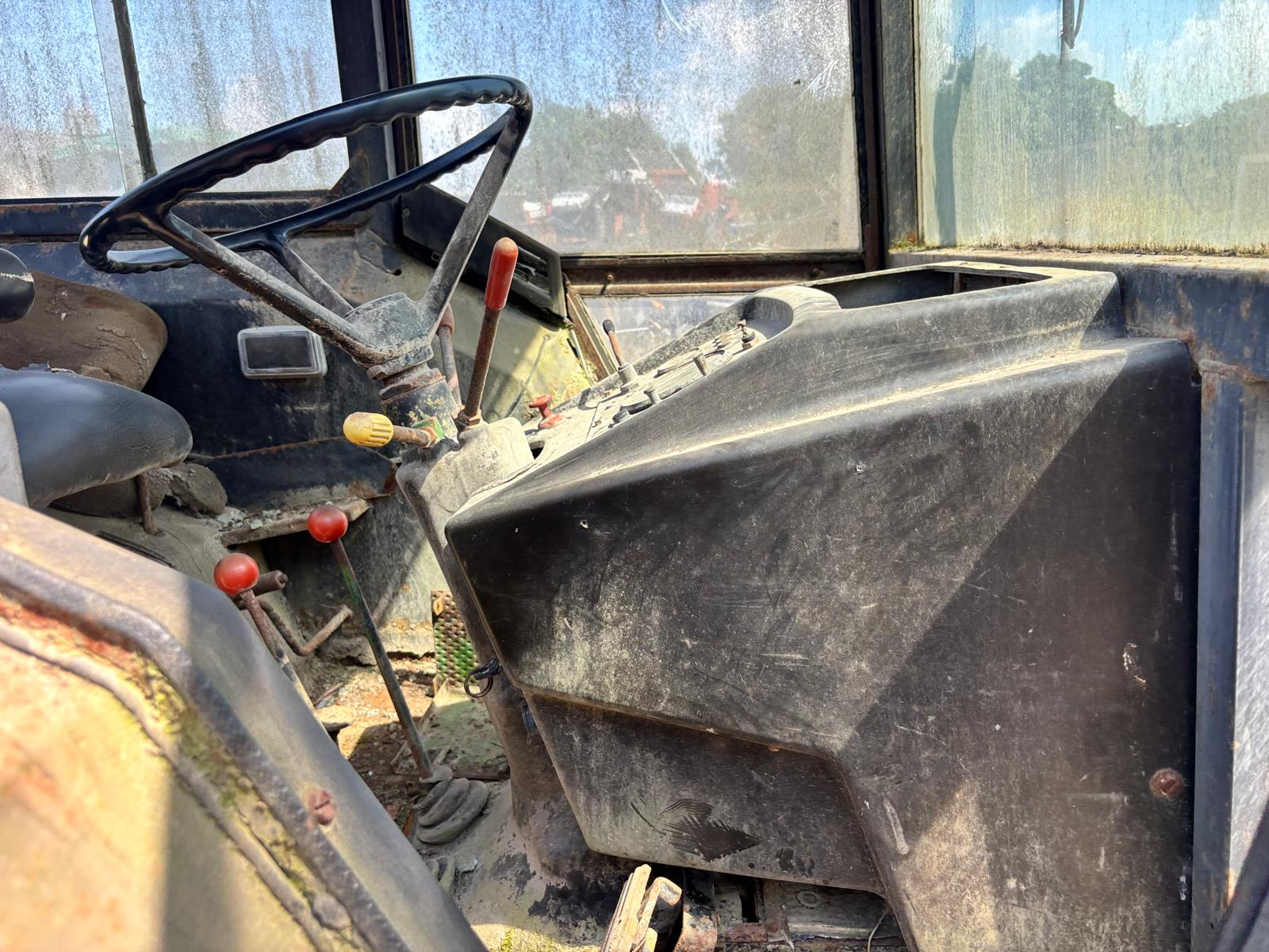 JOHN DEERE 3130 2WD TRACTOR SEIZED ENGINE SPARES REPAIRS - Image 10