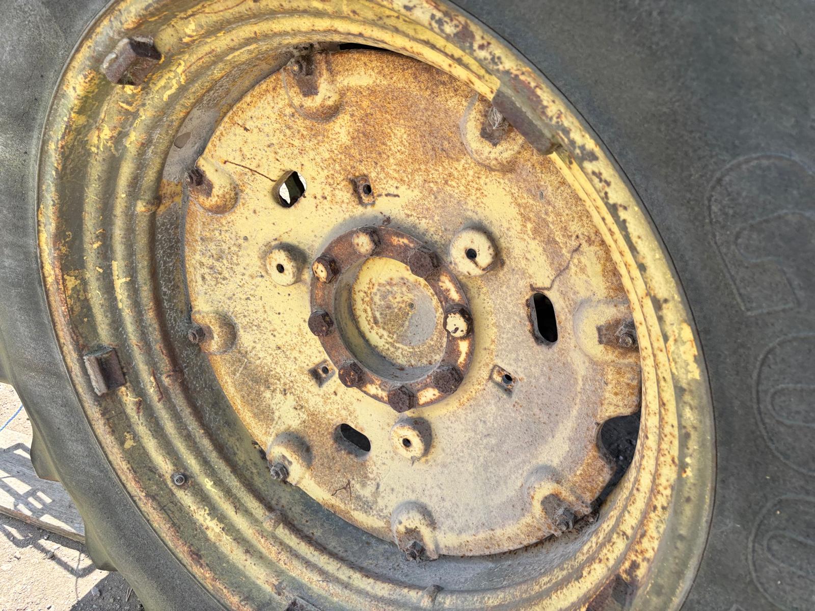 JOHN DEERE 3130 2WD TRACTOR SEIZED ENGINE SPARES REPAIRS - Image 14