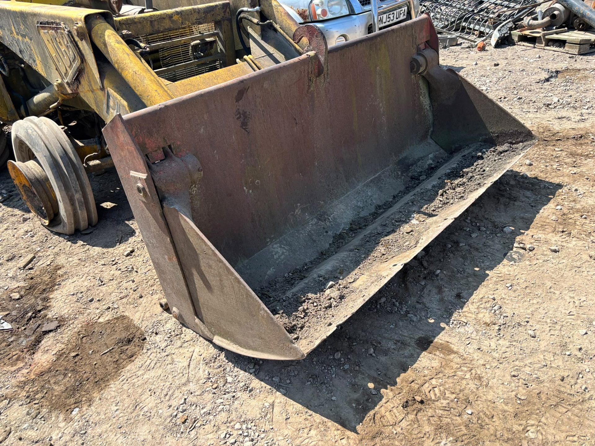 JCB 3C ORIGINAL 4 IN 1 LOADER BUCKET FOUR IN ONE BACKHOE - Image 3