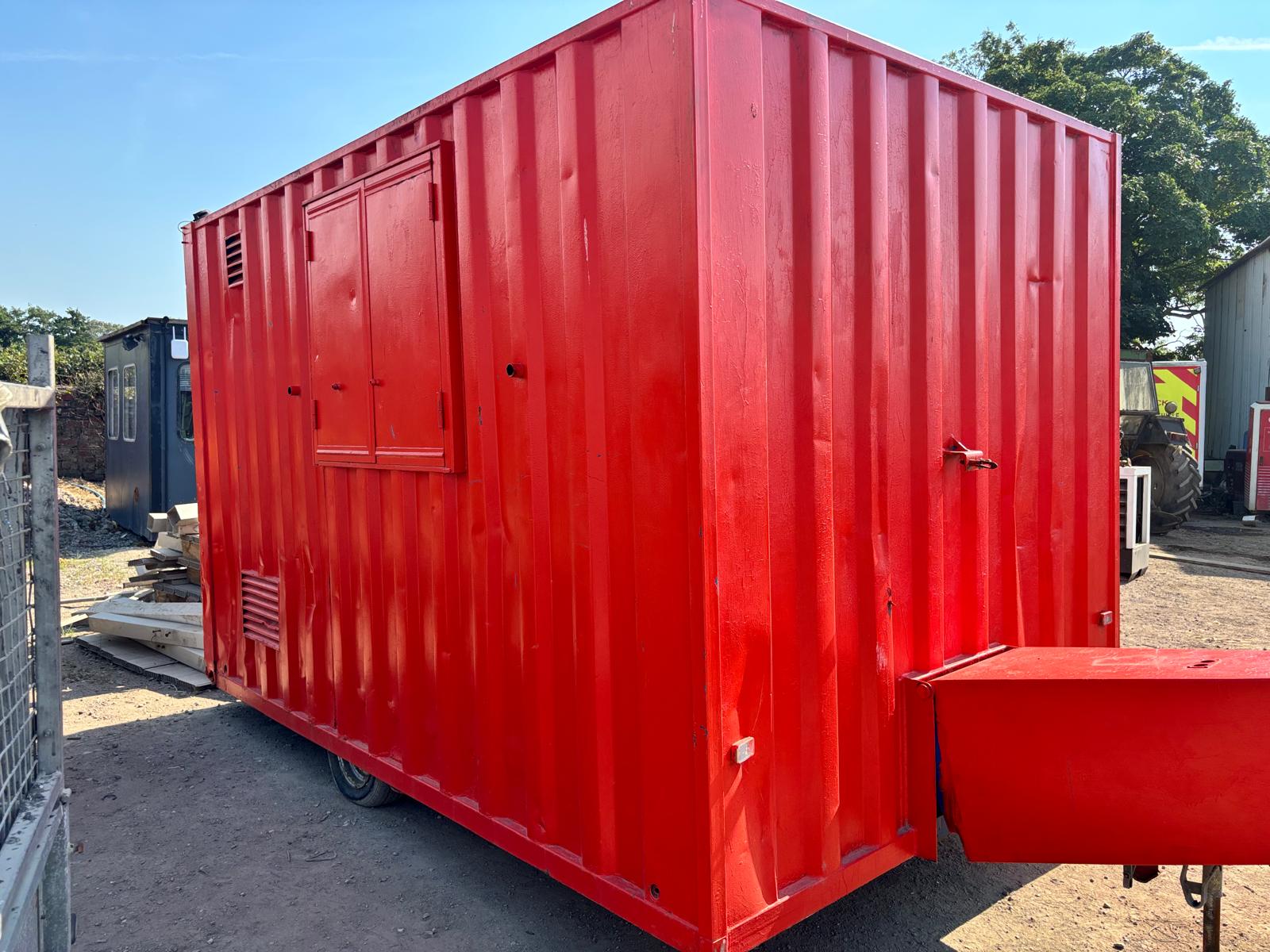 BOSS 3.65M TOWABLE WELFARE CABIN GENERATOR TOILET ANTI THEFT - Image 4