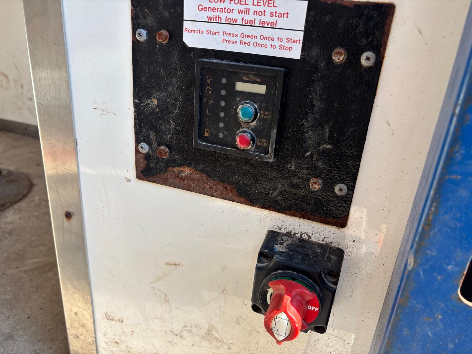 BOSS 3.65M TOWABLE WELFARE CABIN GENERATOR TOILET ANTI THEFT - Image 16