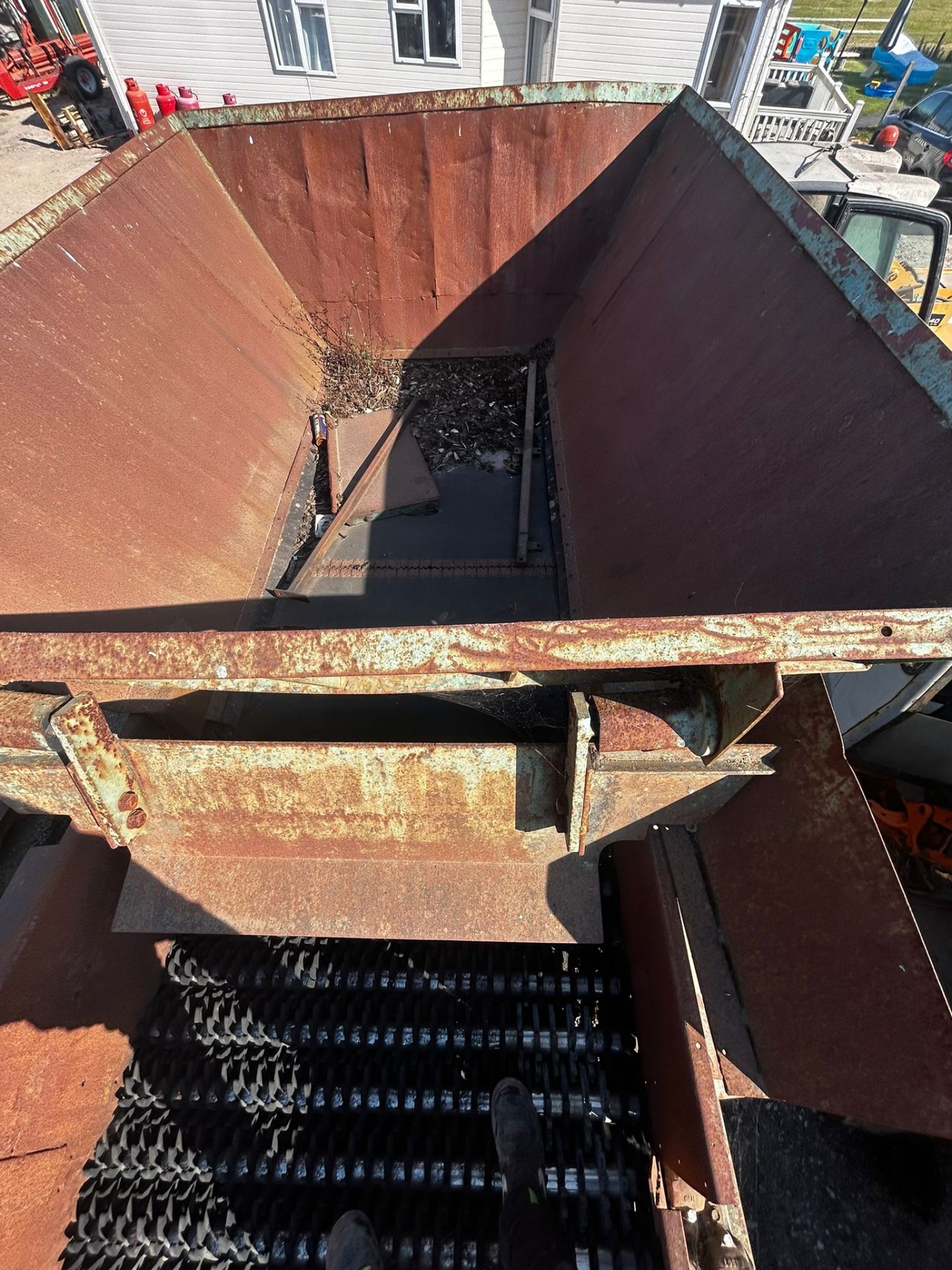 TAURUS MOBILE SCREENER 6 CYLINDER DEUTZ ENGINE CONVEYORS PROJECT - Image 19