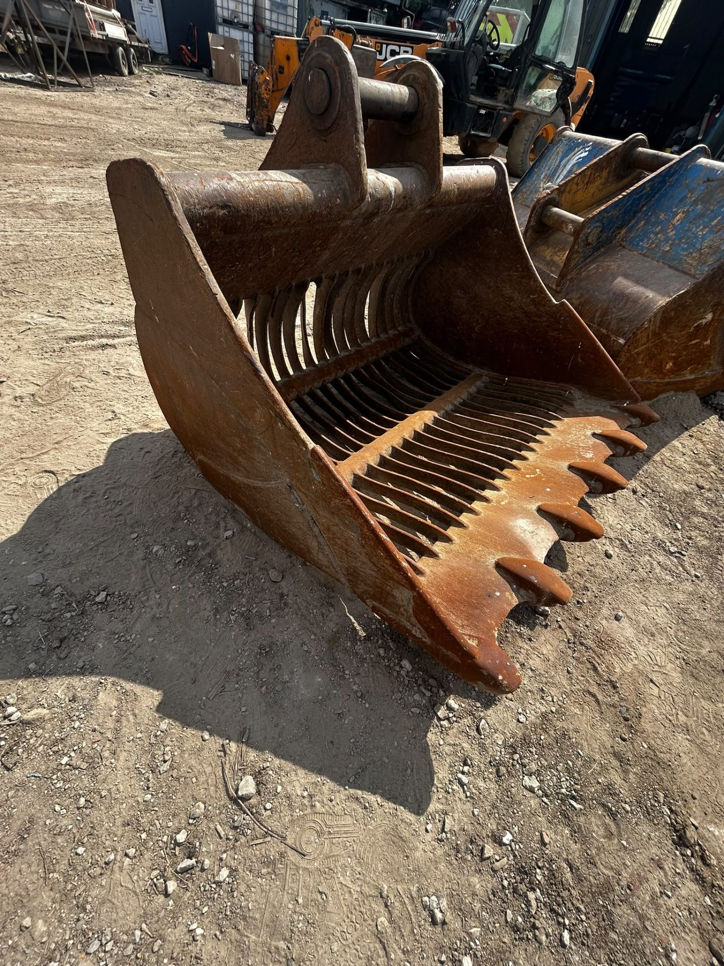 5FT RIDDLE SKELETON BUCKET 80MM PINS JCB HITACHI DOOSAN HYUNDAI DIGGER EXCAVATOR - Image 2