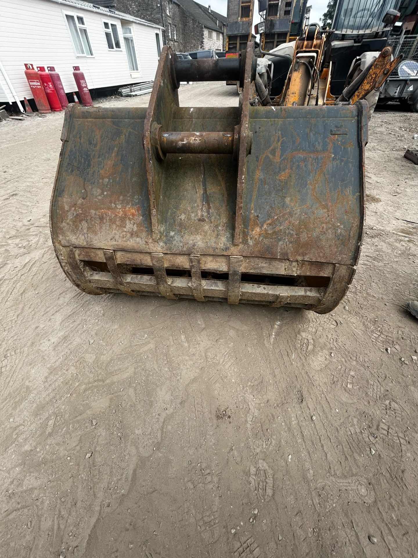 5 FOOT RIDDLE SKELETON BUCKET 80MM PINS 148CM DIGGER EXCAVATOR - Image 9