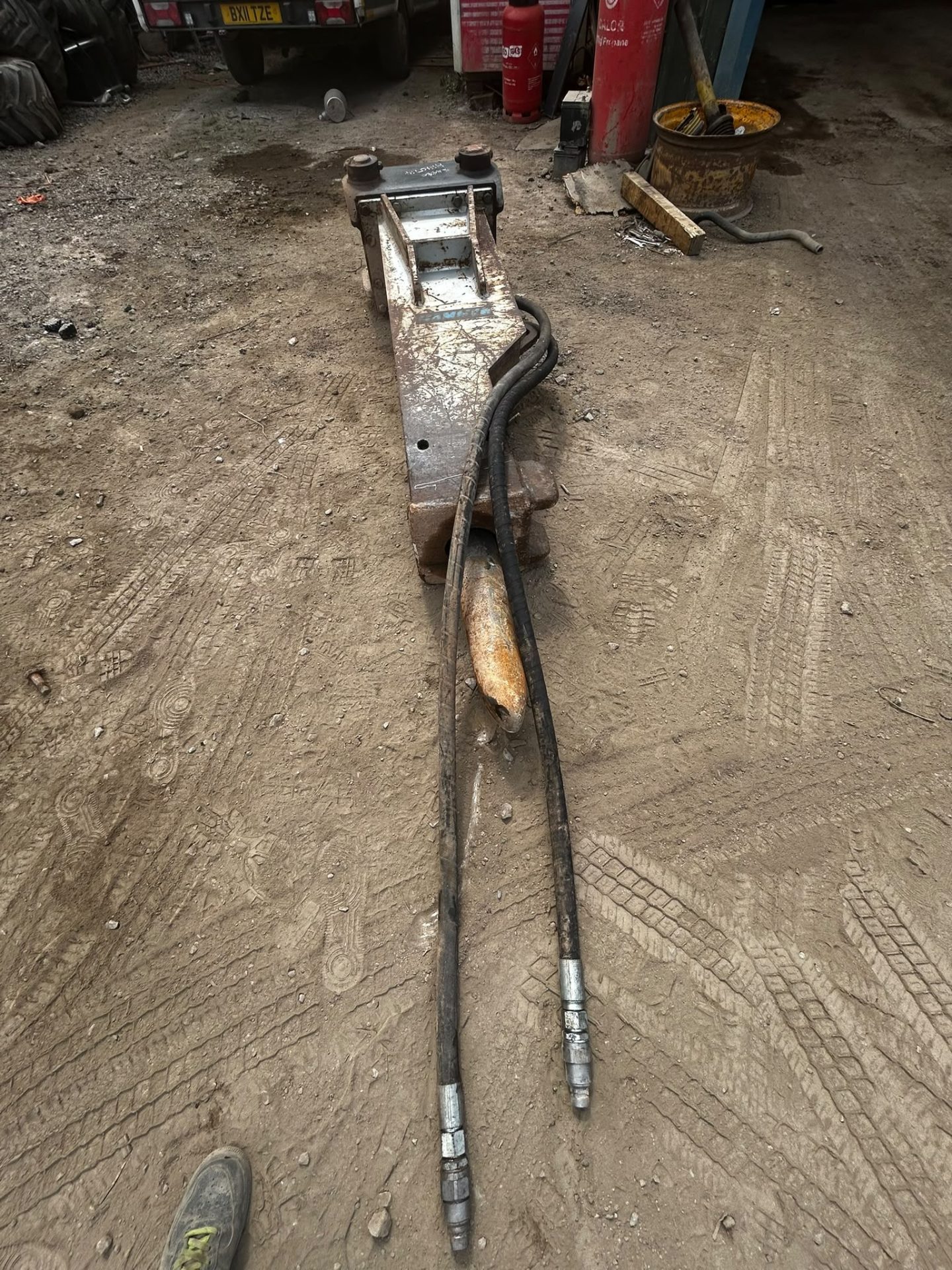 HYDRAULIC BREAKER PECKER 80MM PINS EXCAVATOR DIGGER FULLY WORKING - Image 8