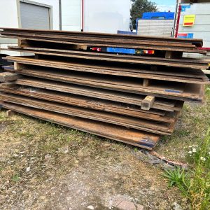 30 X STEEL ROAD PLATES 8FT X 4FT 19MM THICK GROUNDWORKS TRENCH COVERS