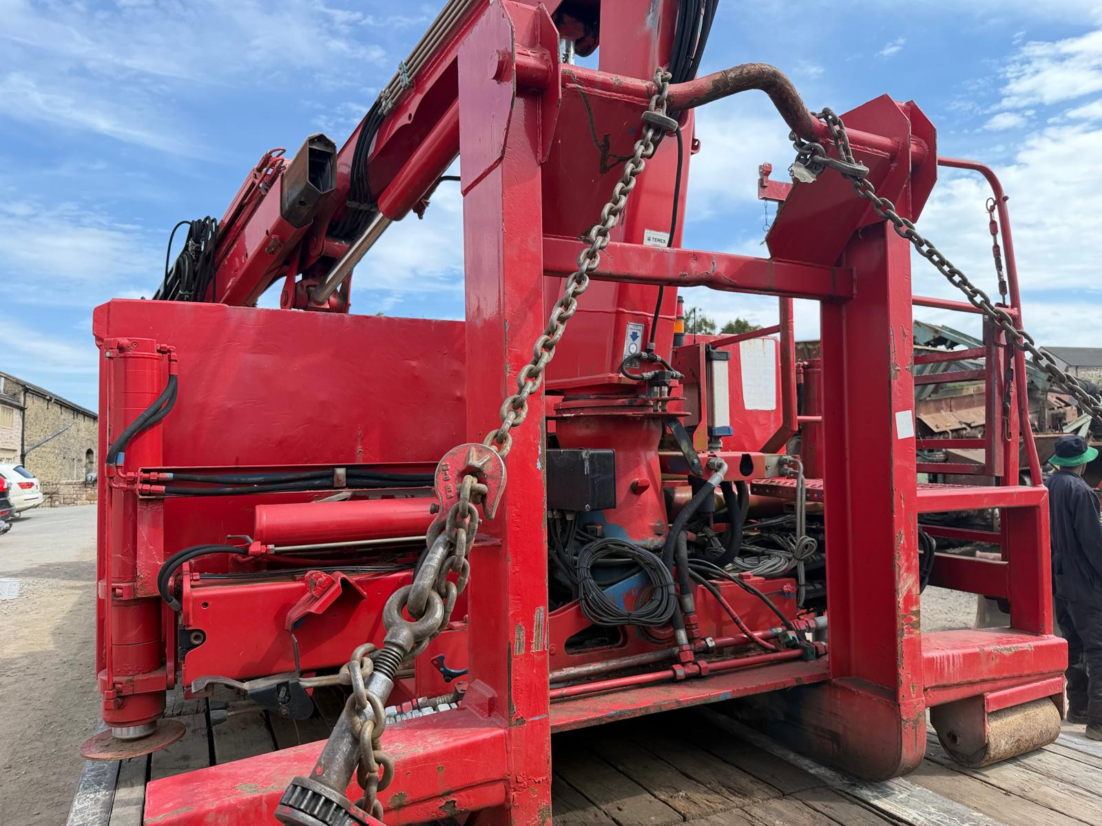 ROLL ON ROLL OFF SKIP HOOK LOADER GRAB WAGON TRUCK TEREX REMOTE CONTROL CRANE - Image 6