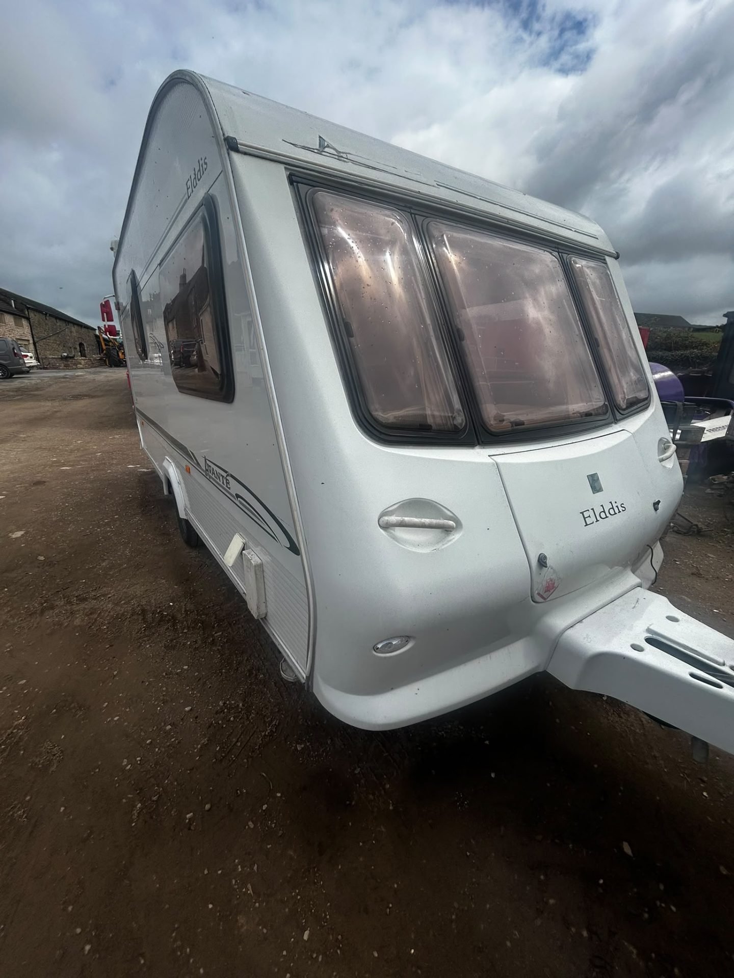 2003 ELDDIS AVANTE 482 2 BERTH TOURING CARAVAN REAR WASHROOM MOVER
