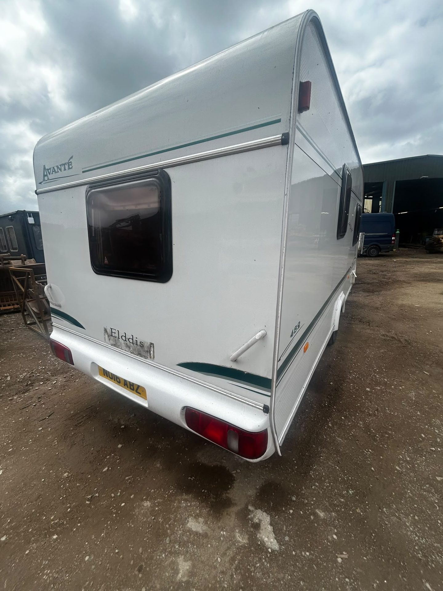 2003 ELDDIS AVANTE 482 2 BERTH TOURING CARAVAN REAR WASHROOM MOVER - Image 5
