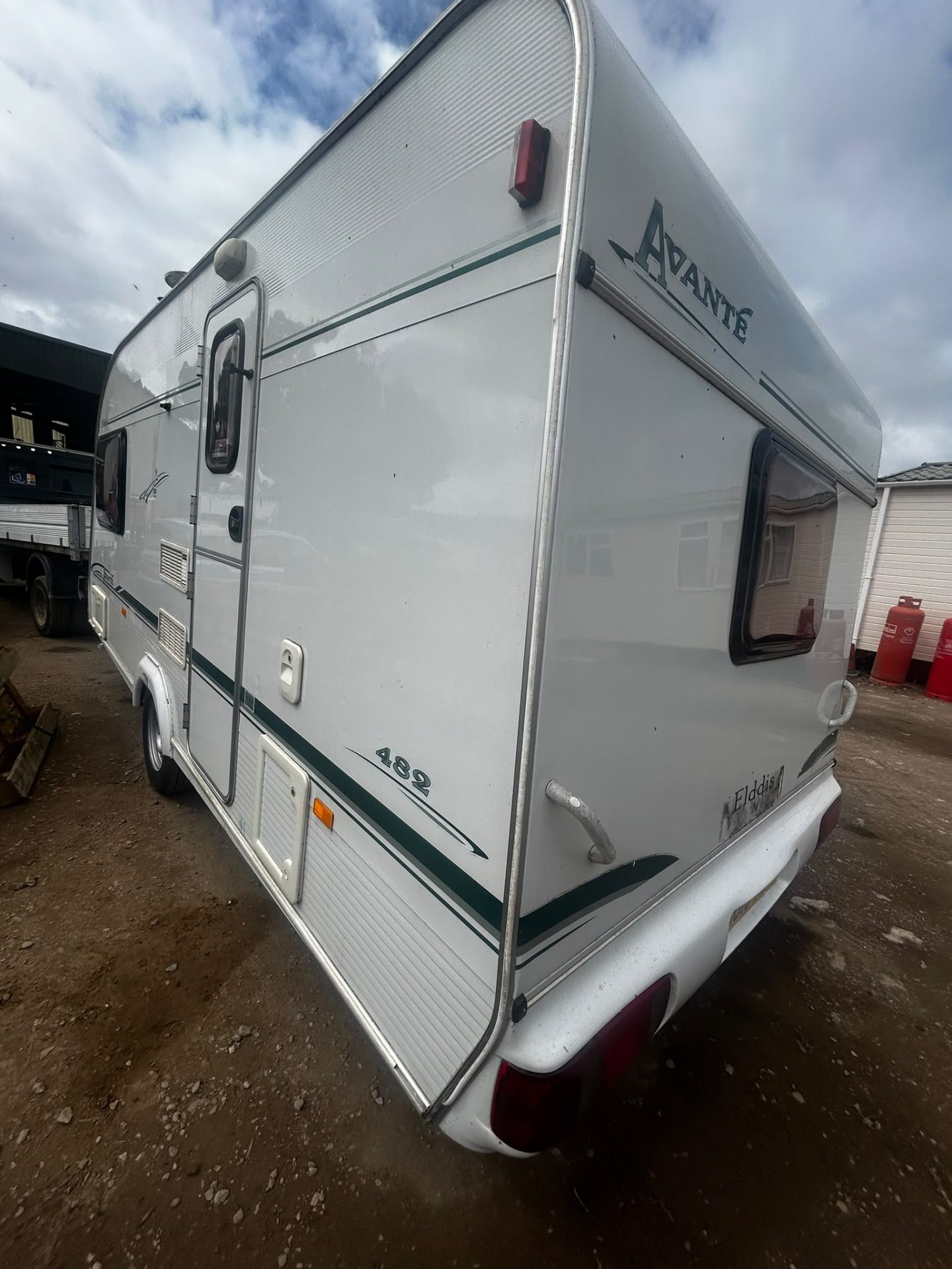 2003 ELDDIS AVANTE 482 2 BERTH TOURING CARAVAN REAR WASHROOM MOVER - Image 8