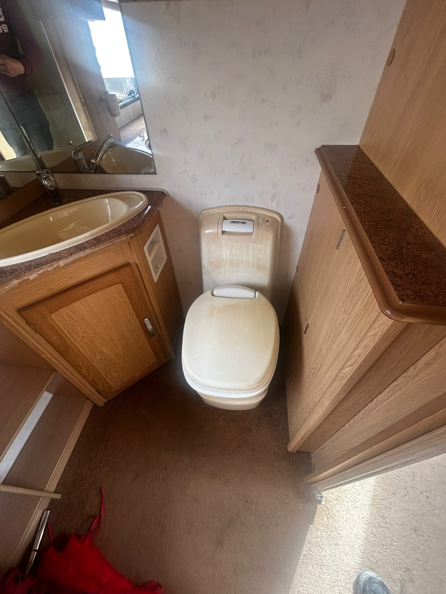 2003 ELDDIS AVANTE 482 2 BERTH TOURING CARAVAN REAR WASHROOM MOVER - Image 9