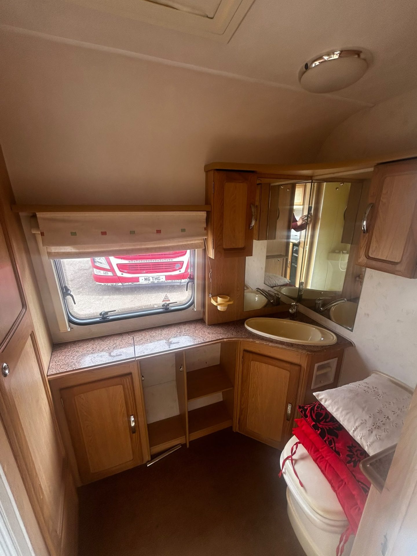 2003 ELDDIS AVANTE 482 2 BERTH TOURING CARAVAN REAR WASHROOM MOVER - Image 10