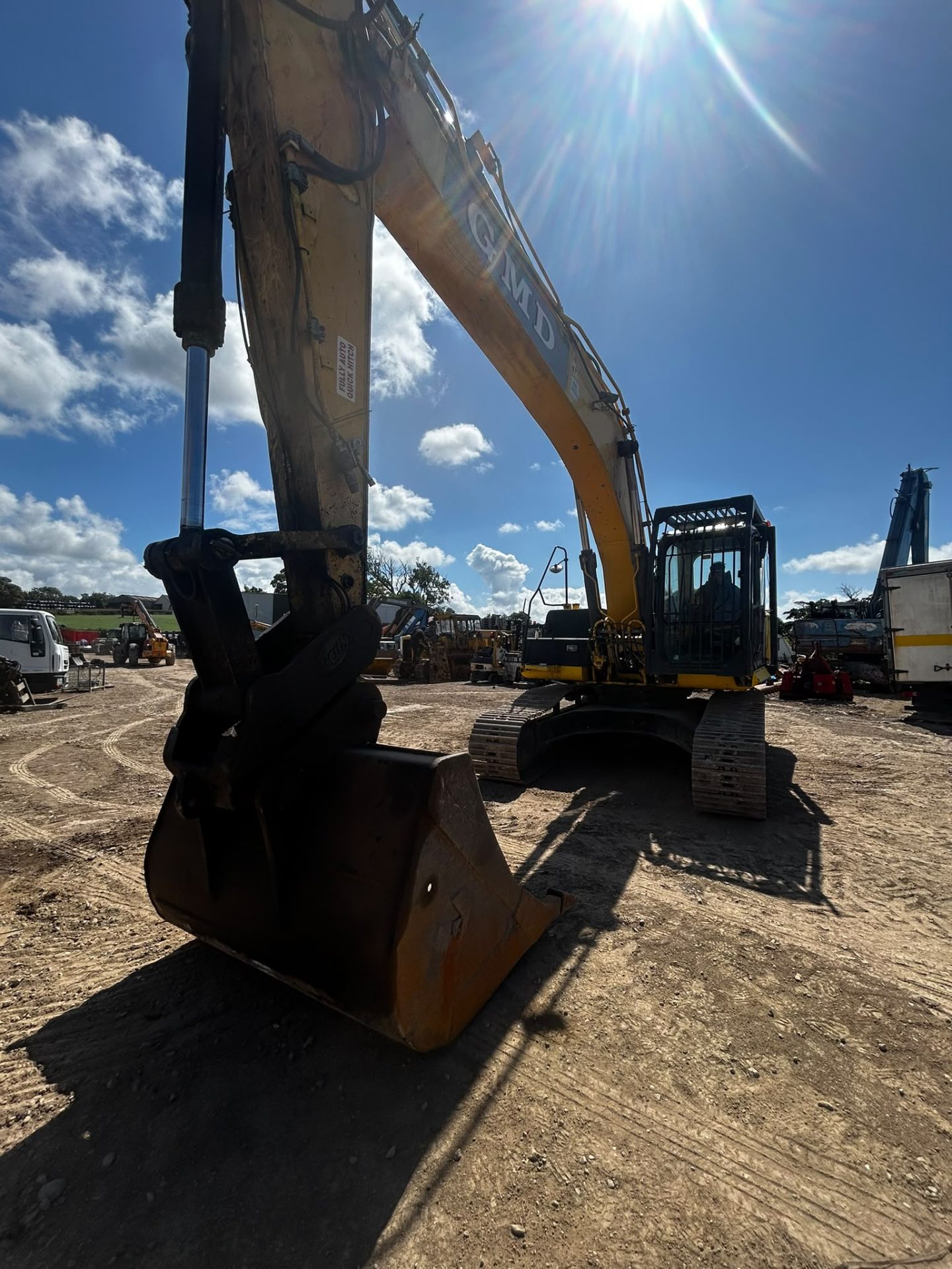 NEW HOLLAND E265C 26 TON TRACKED EXCAVATOR DOOSAN BOSS JCB HITACHI