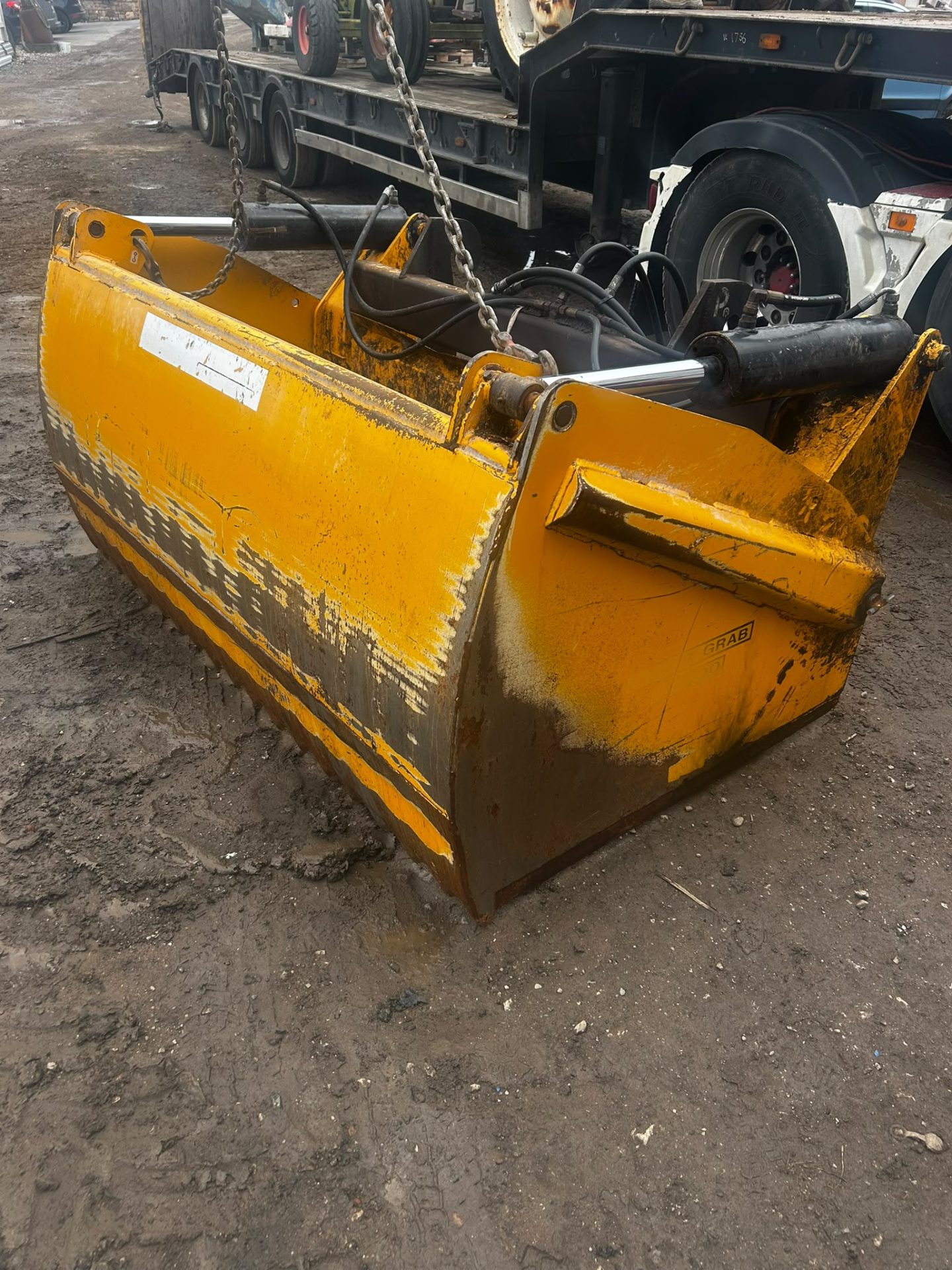 HYDRAULIC EXCAVATOR SHEAR GRAB BUCKET – 6FT 6IN WIDE – JCB BOSS HITACHI VOLVO