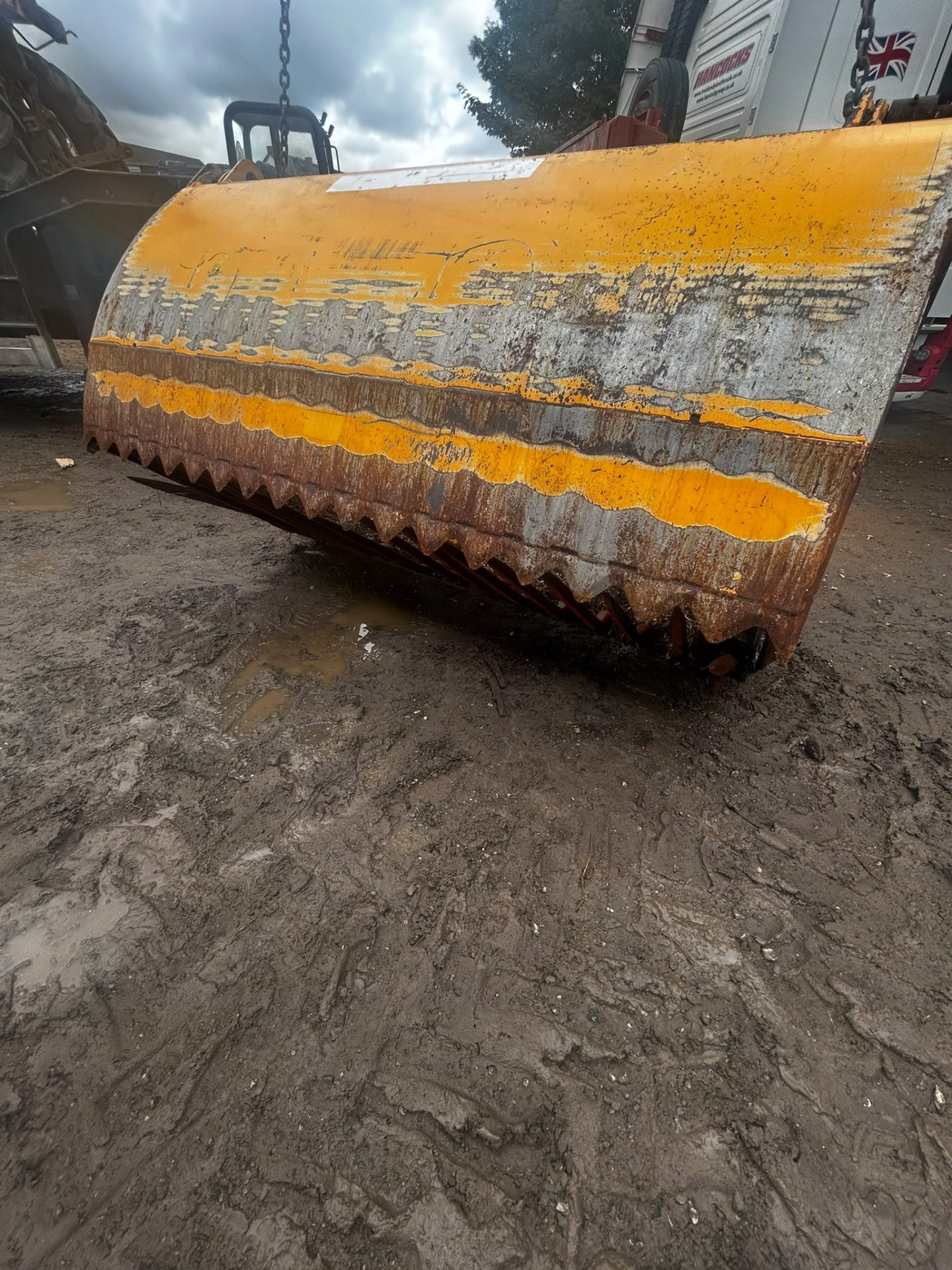 HYDRAULIC EXCAVATOR SHEAR GRAB BUCKET – 6FT 6IN WIDE – JCB BOSS HITACHI VOLVO - Image 14