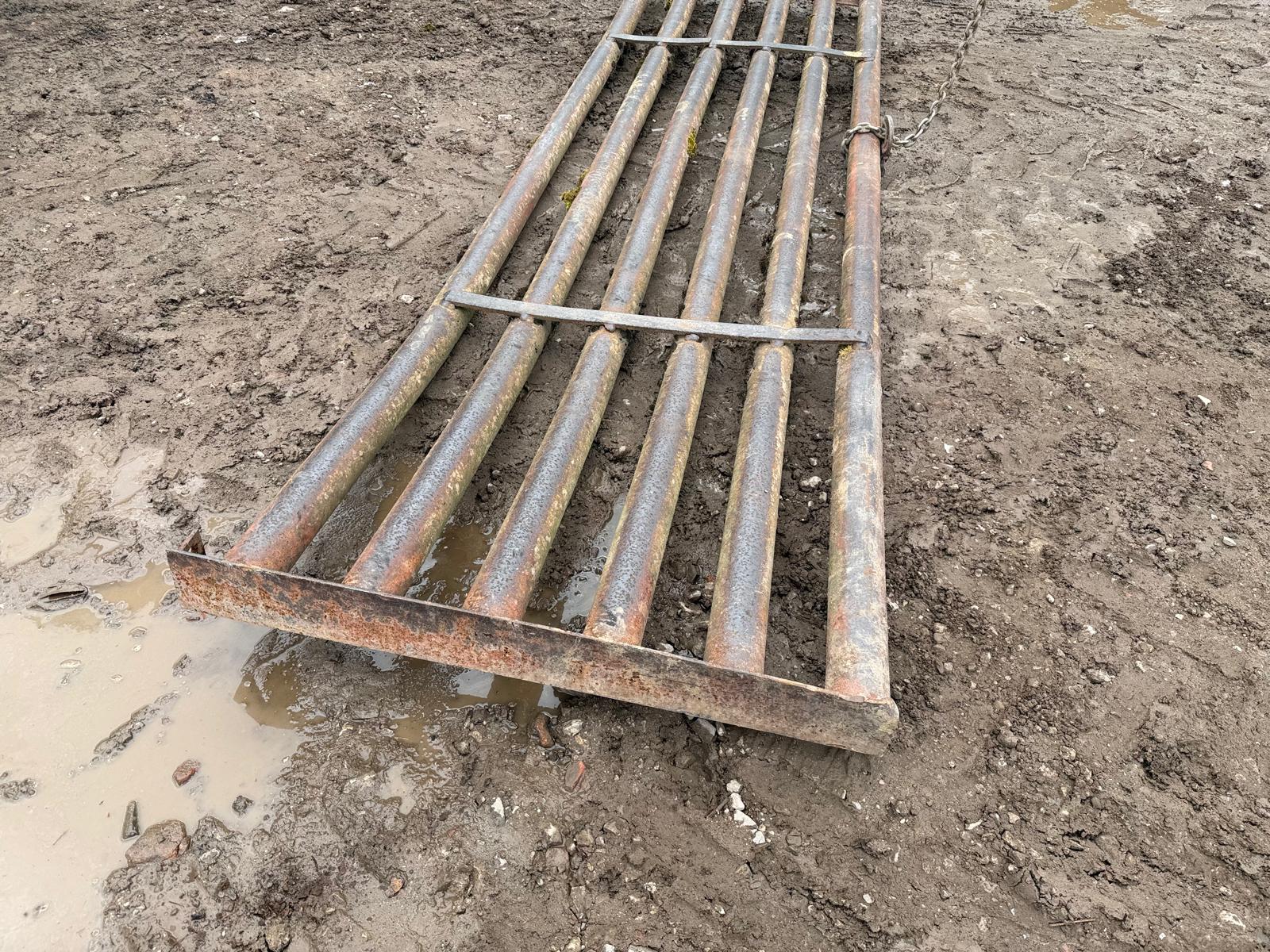 2 X HEAVY-DUTY STEEL CATTLE GRIDS 10FT X 3FT FARM TRACK GATEWAY - Image 4