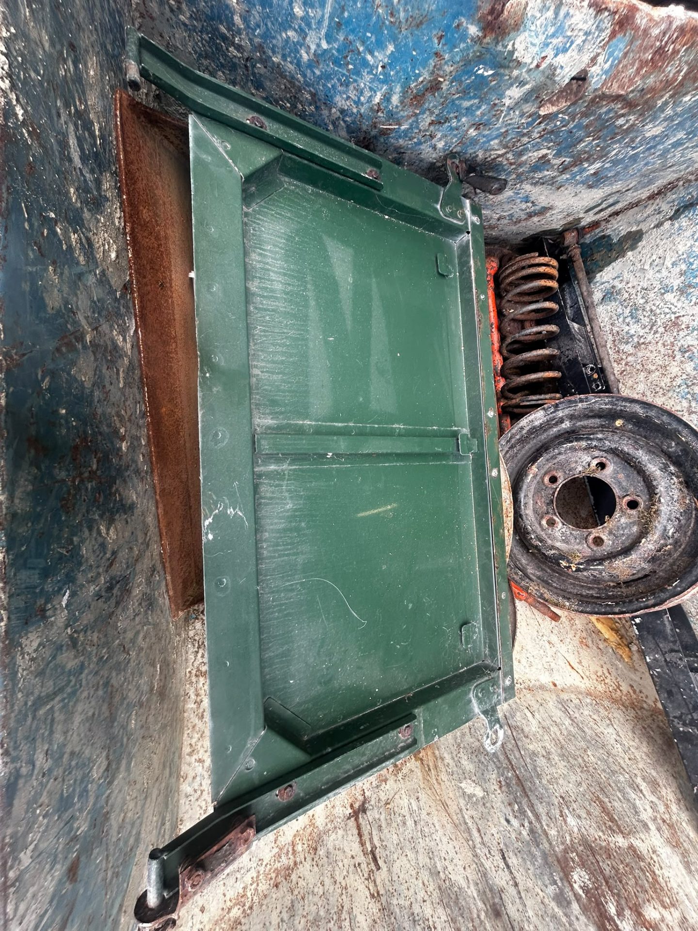 LAND ROVER 90 DEFENDER SERIES PARTS BONNET DOOR BUMPER SUSPENSION - Image 6
