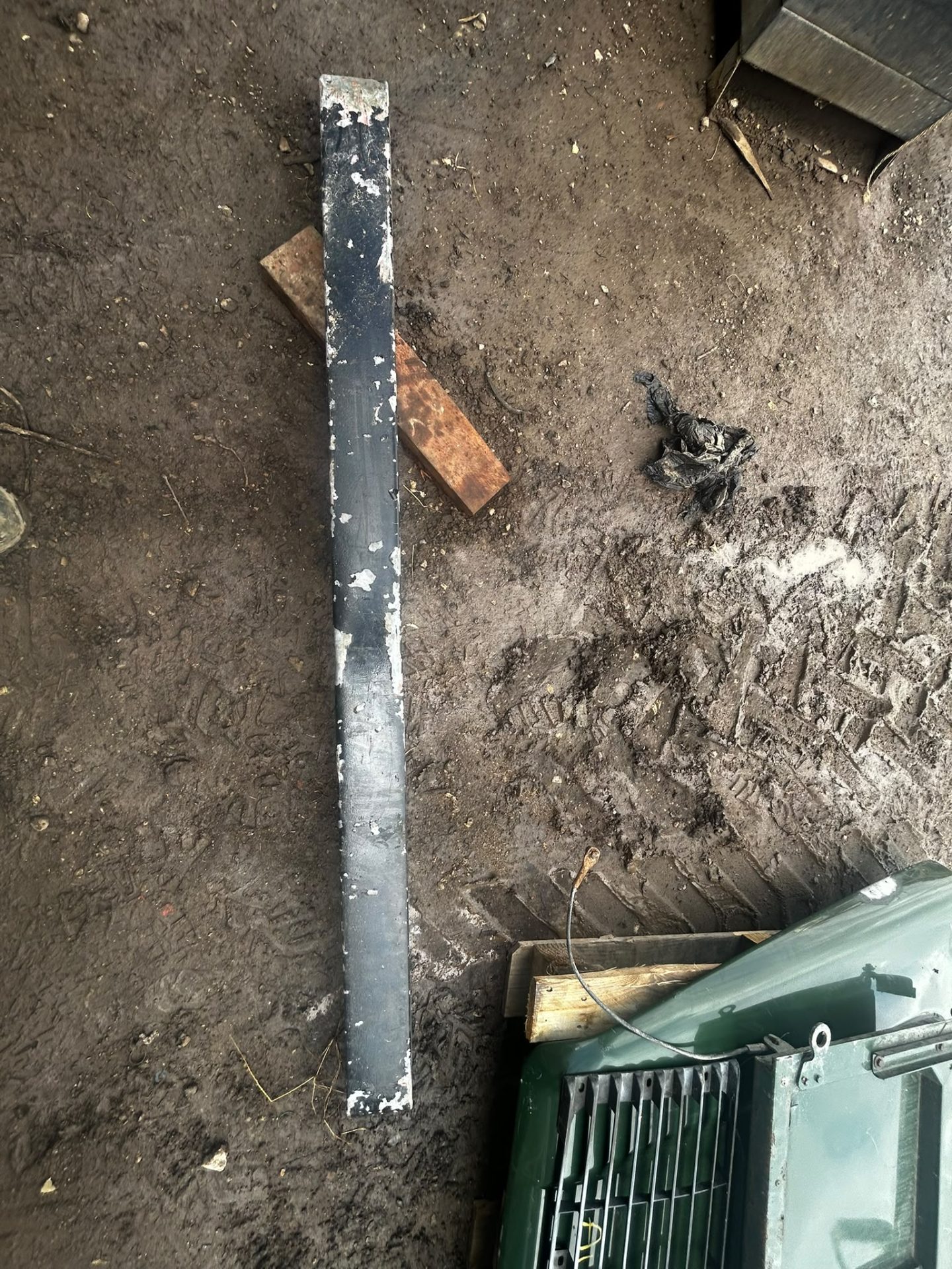 LAND ROVER 90 DEFENDER SERIES PARTS BONNET DOOR BUMPER SUSPENSION - Image 8