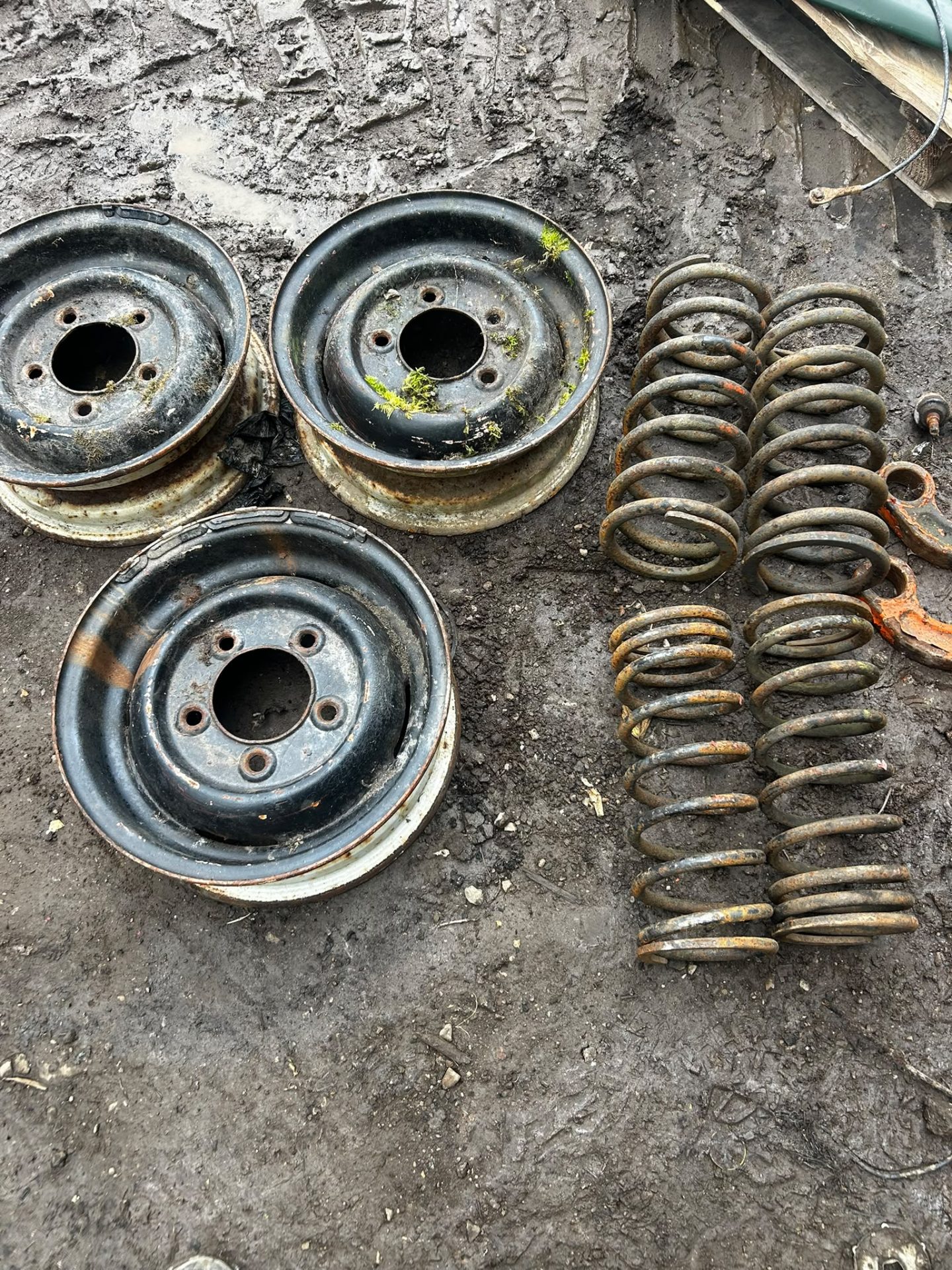 LAND ROVER 90 DEFENDER SERIES PARTS BONNET DOOR BUMPER SUSPENSION
