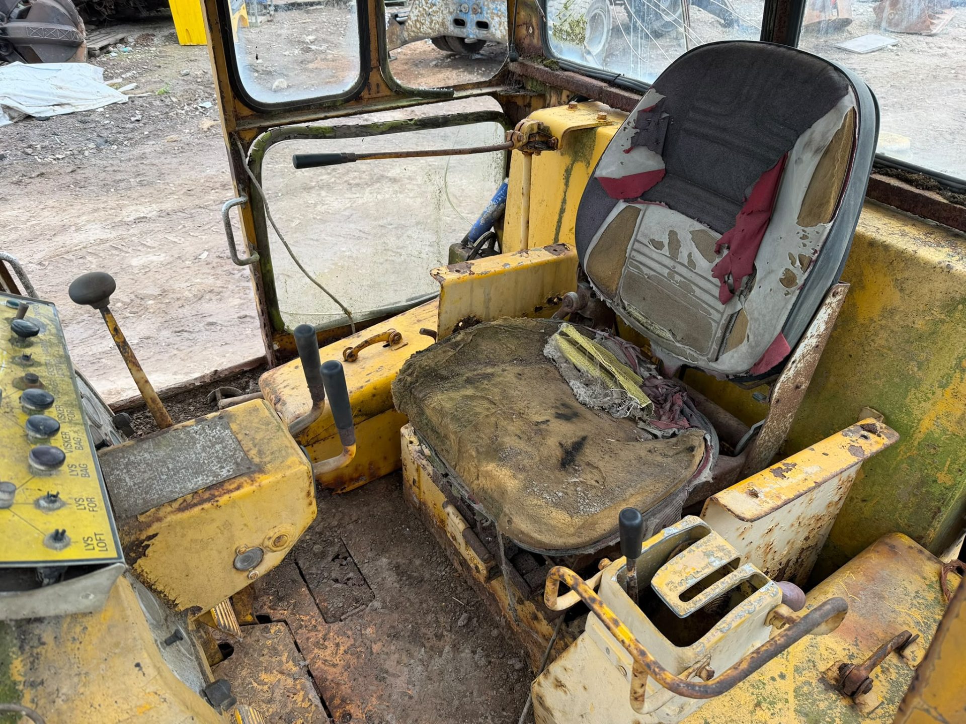 CATERPILLAR D6C CRAWLER DOZER TRACKED BULLDOZER STRAIGHT BLADE - Image 12