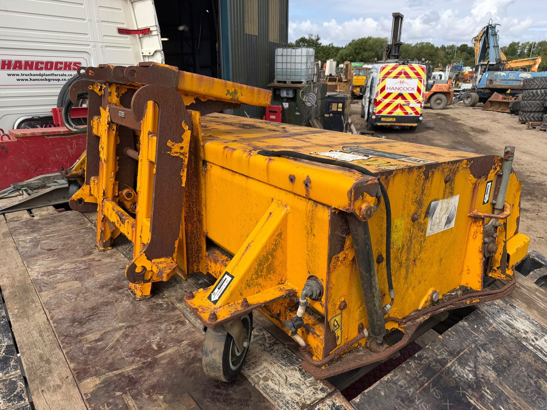 JCB SC240 ROAD SWEEPER BRUSH ATTACHMENT LOADALL TELEHANDLER FORKLIFT - Image 2