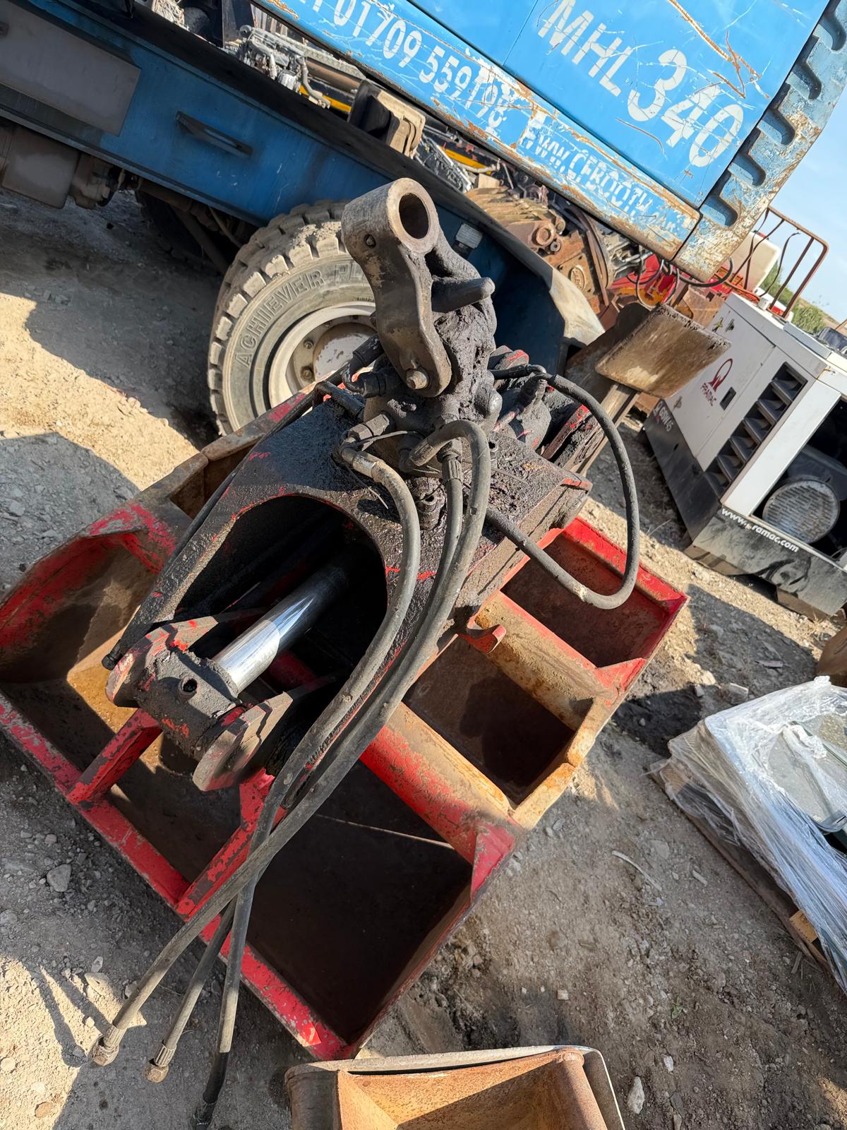 900MM CLAMSHELL BUCKET HIAB GRAB WAGON TRUCK LORRY ATTACHMENT - Image 6