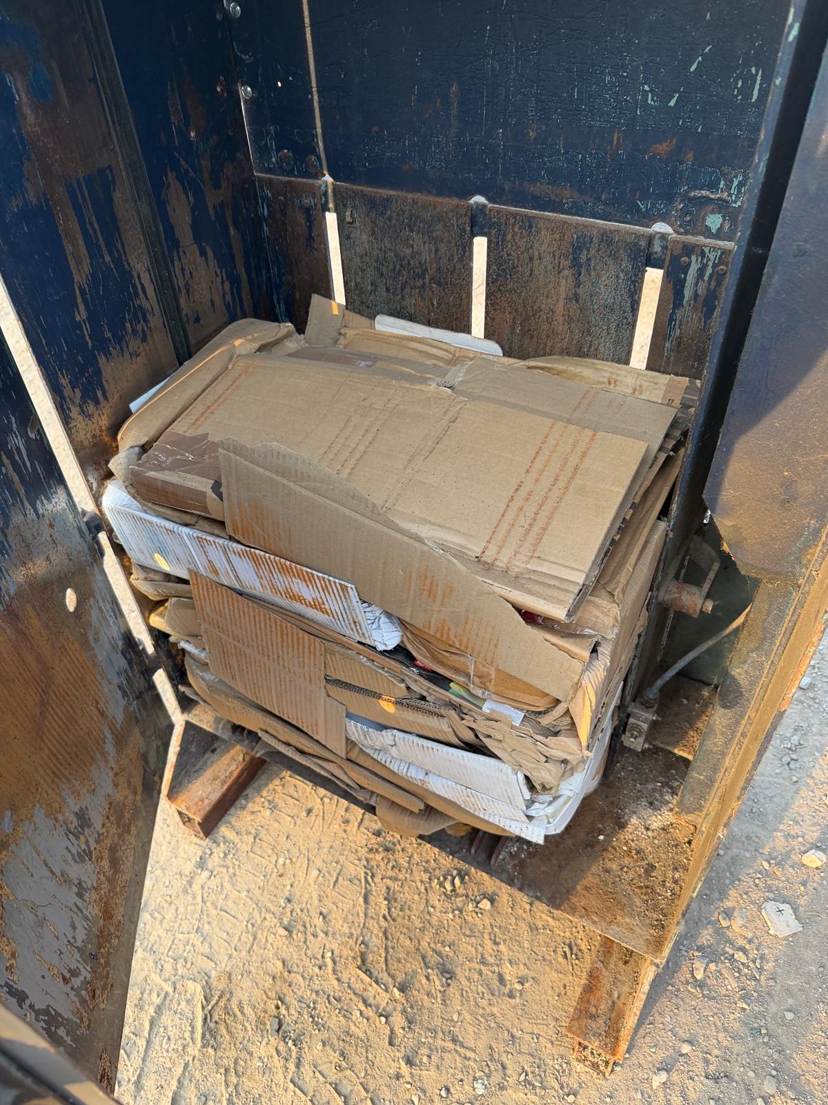 CARDBOARD BALER / VERTICAL WASTE COMPACTOR – 3 PHASE - Image 2