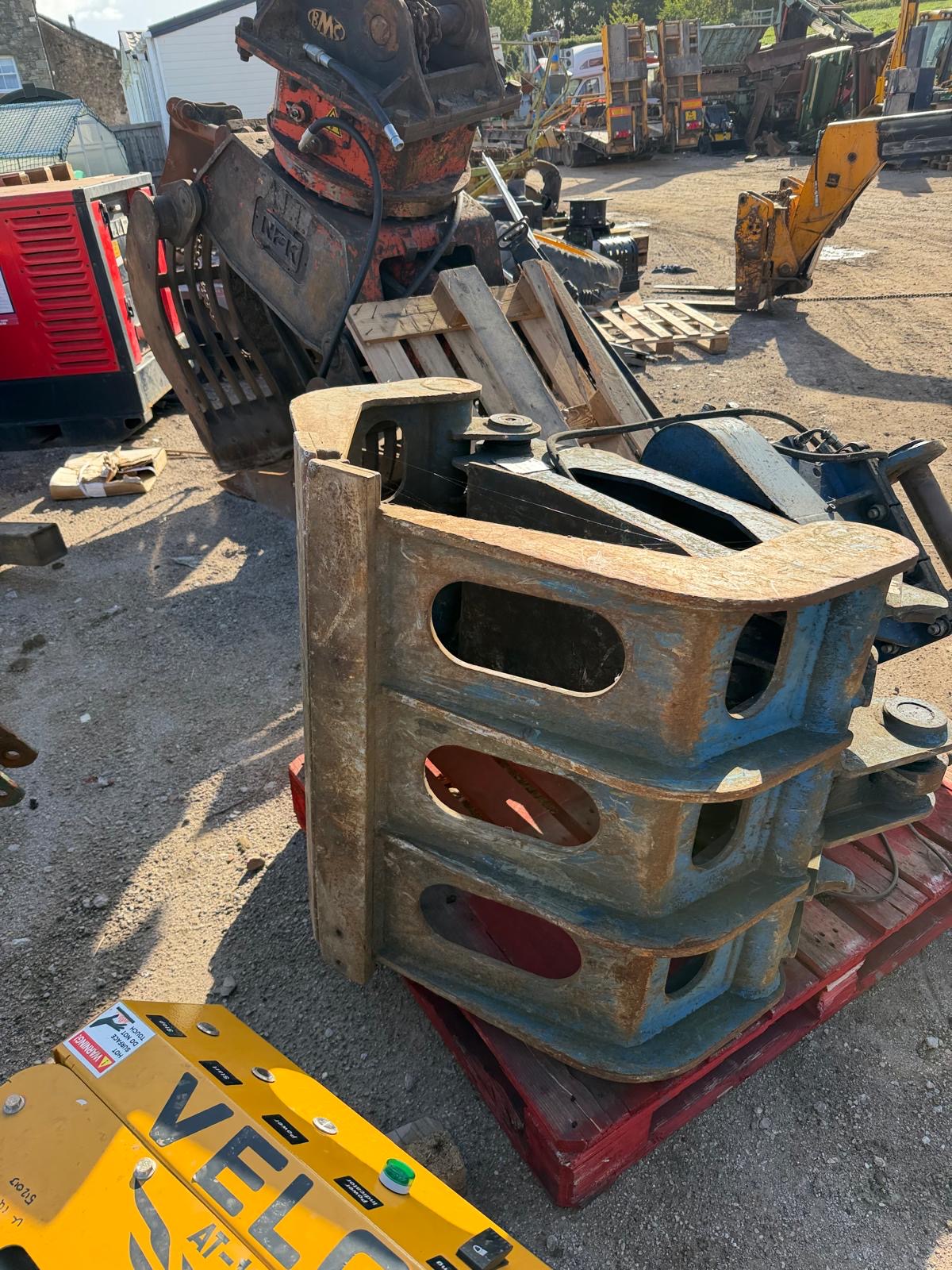 SELECTOR GRAB GRAPPLE 65MM PINS JCB DOOSAN HITACHI HYUNDAI 800MM - Image 13