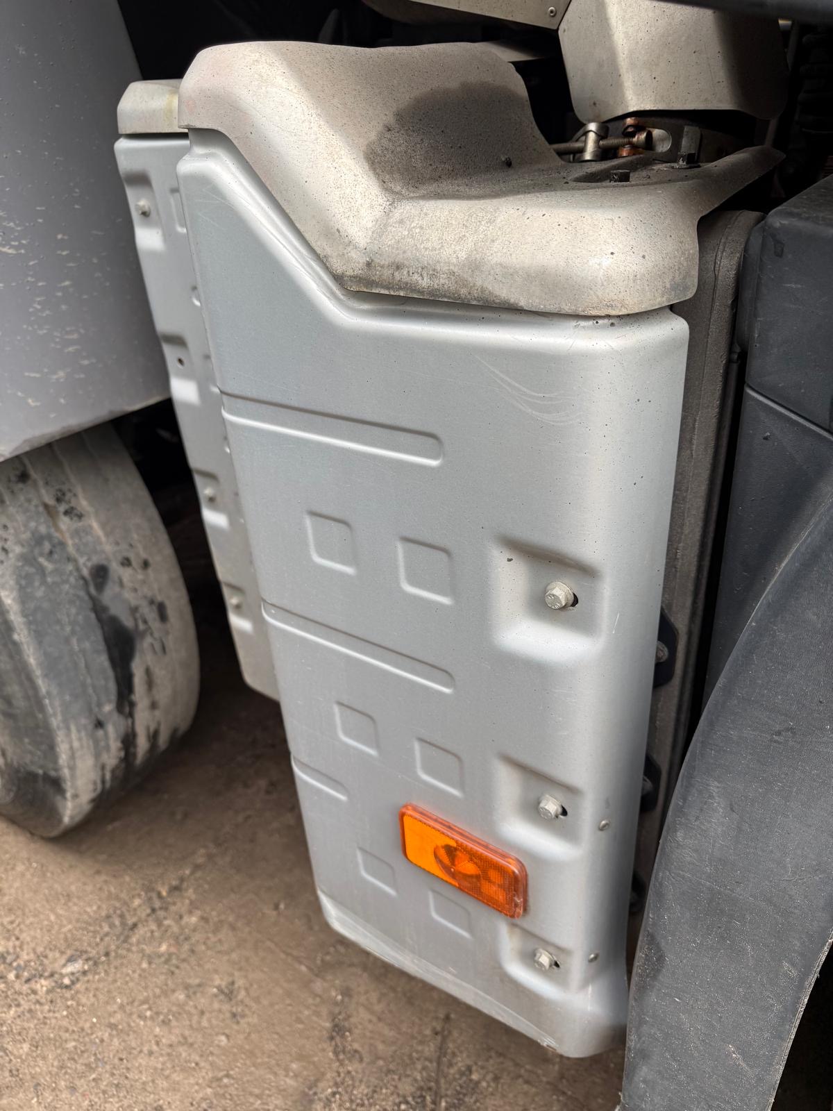 2014 VOLVO FMX 420 STEEL BODY 8X4 TYIPPER TRUCK WAGON LORRY TESTED UNTIL 31/3/27 - Image 7