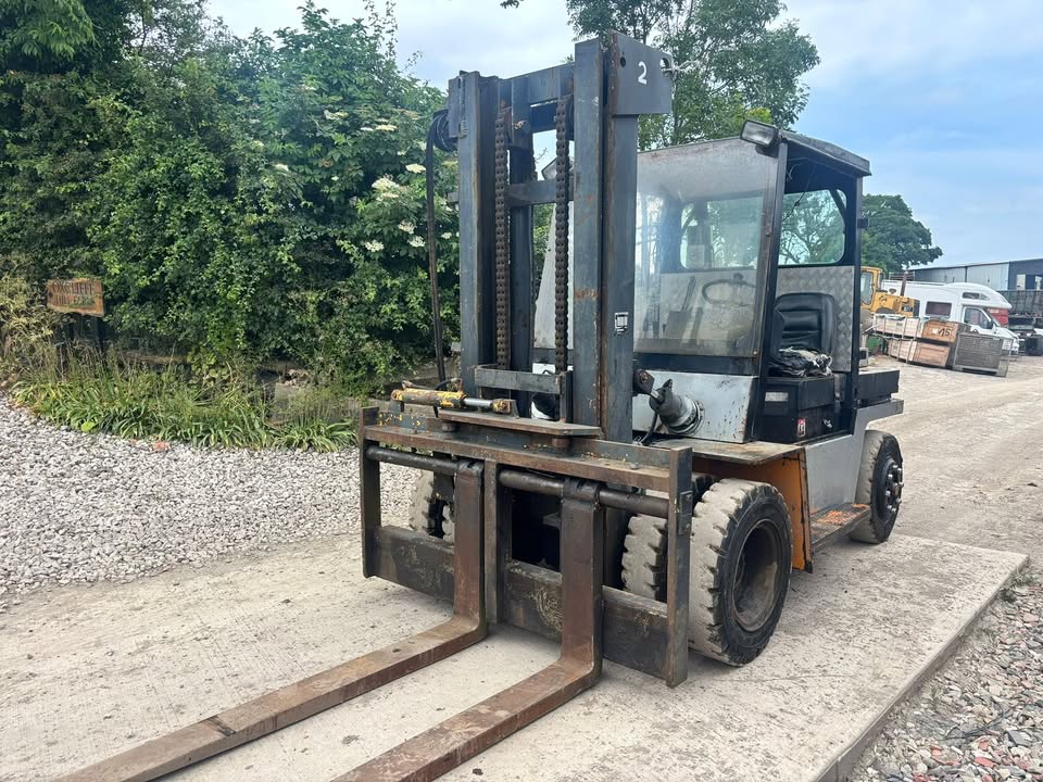 BOSS 8 TON DIESEL FORKLIFT TRUCK SIDE SHIFT FORK POSITIONER FORD ENGINE