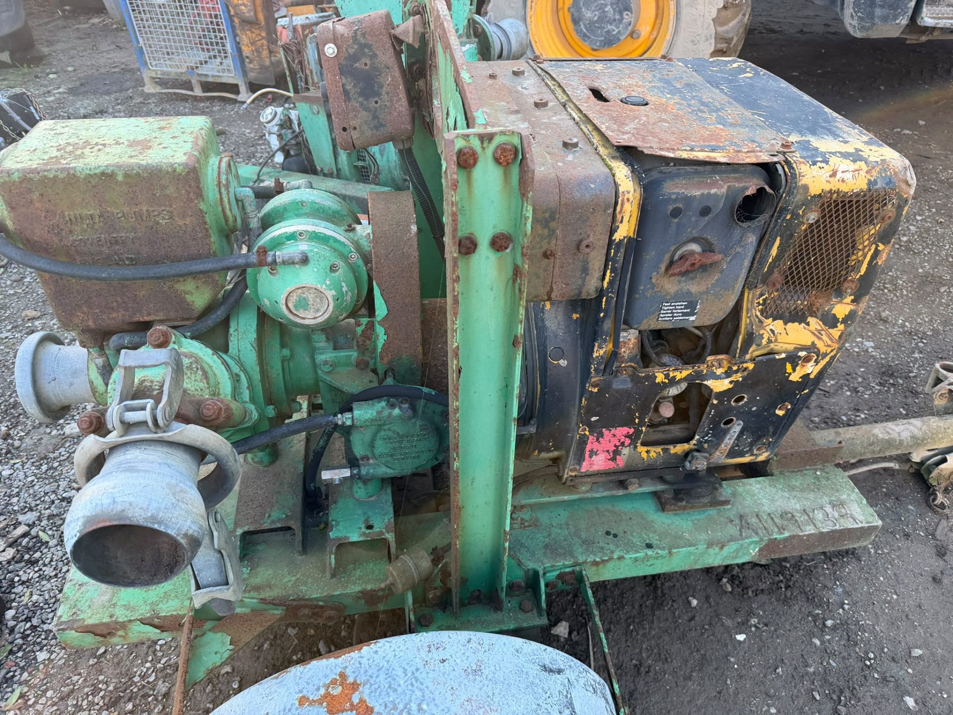 2 X DIESEL WATER PUMPS LISTER ENGINE SPARES REPAIR JOB LOT INDUSTRIAL - Image 12