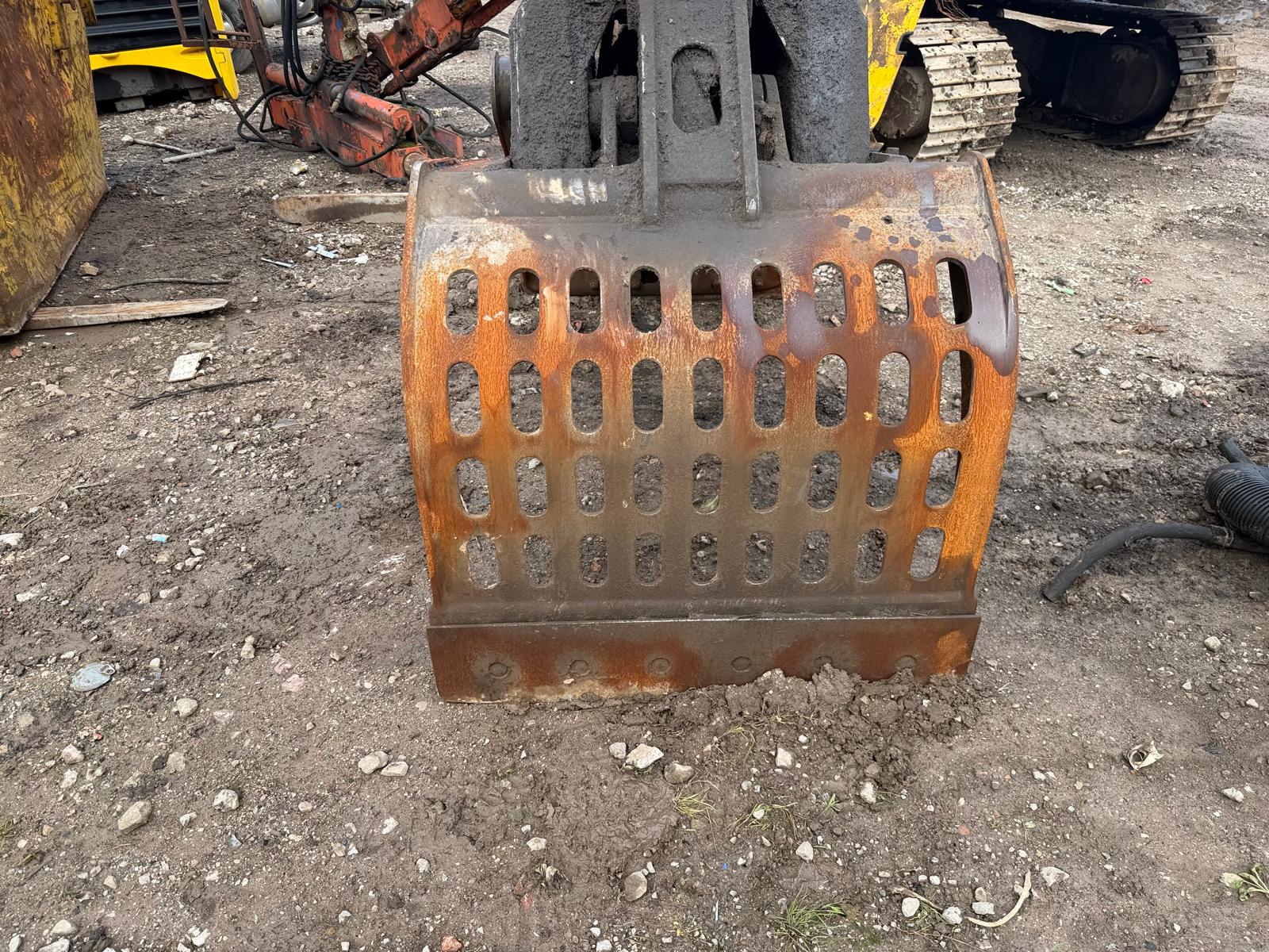 JCB SELECTOR GRAB SELECTA GRAPPLE WASTE HANDLING RECYCLING DIGGER EXCAVATOR ATTACHMENT