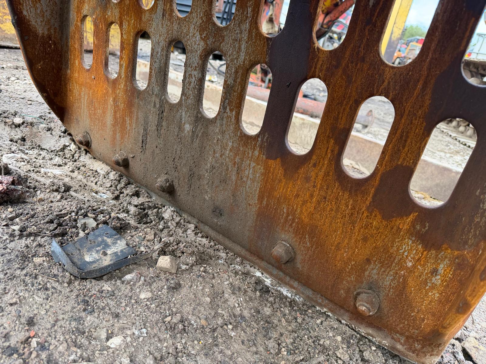JCB SELECTOR GRAB SELECTA GRAPPLE WASTE HANDLING RECYCLING DIGGER EXCAVATOR ATTACHMENT - Image 5