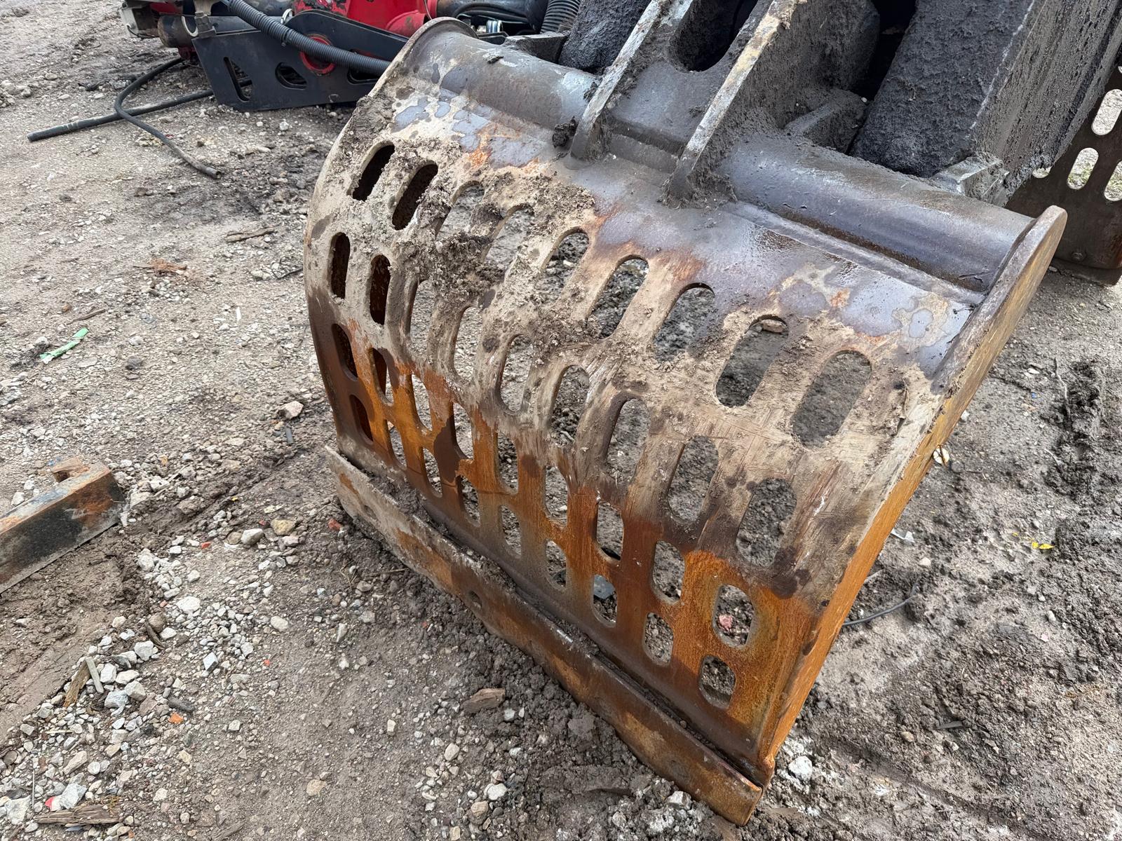 JCB SELECTOR GRAB SELECTA GRAPPLE WASTE HANDLING RECYCLING DIGGER EXCAVATOR ATTACHMENT - Image 6
