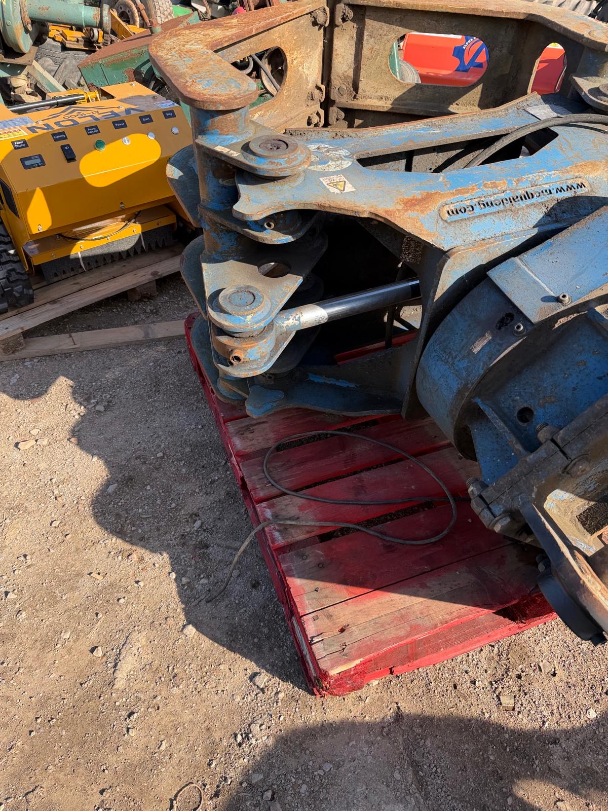 SELECTOR GRAB GRAPPLE 65MM PINS JCB DOOSAN HITACHI HYUNDAI 800MM - Image 5
