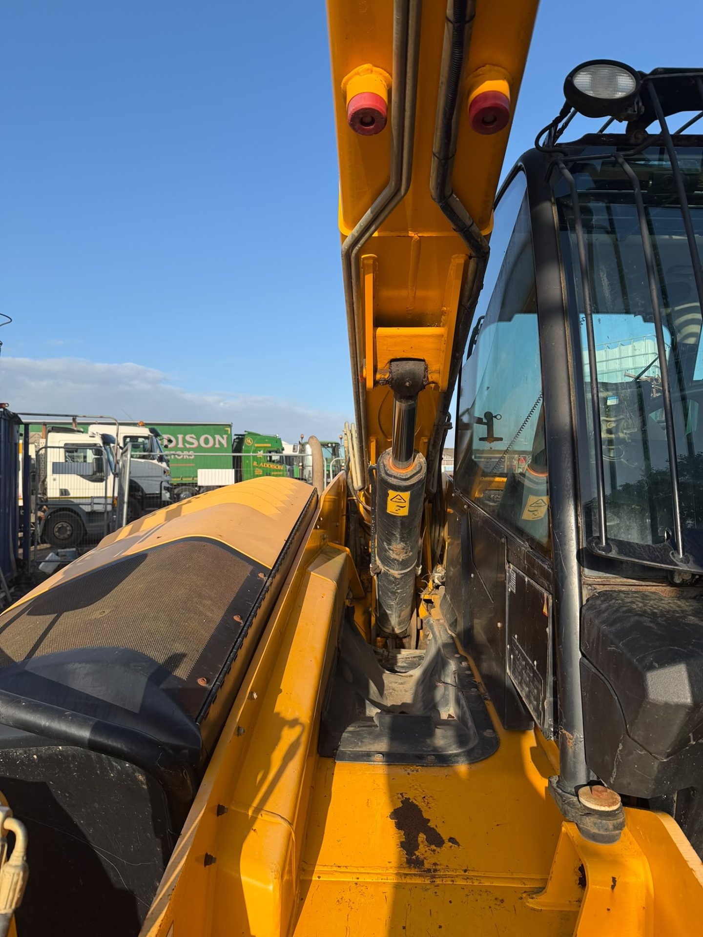 2017 JCB 540-140 HI VIZ TELEHANDLER SWAY 3425 HRS TELE HANDLER LOADALLC/W FORKS - Image 12