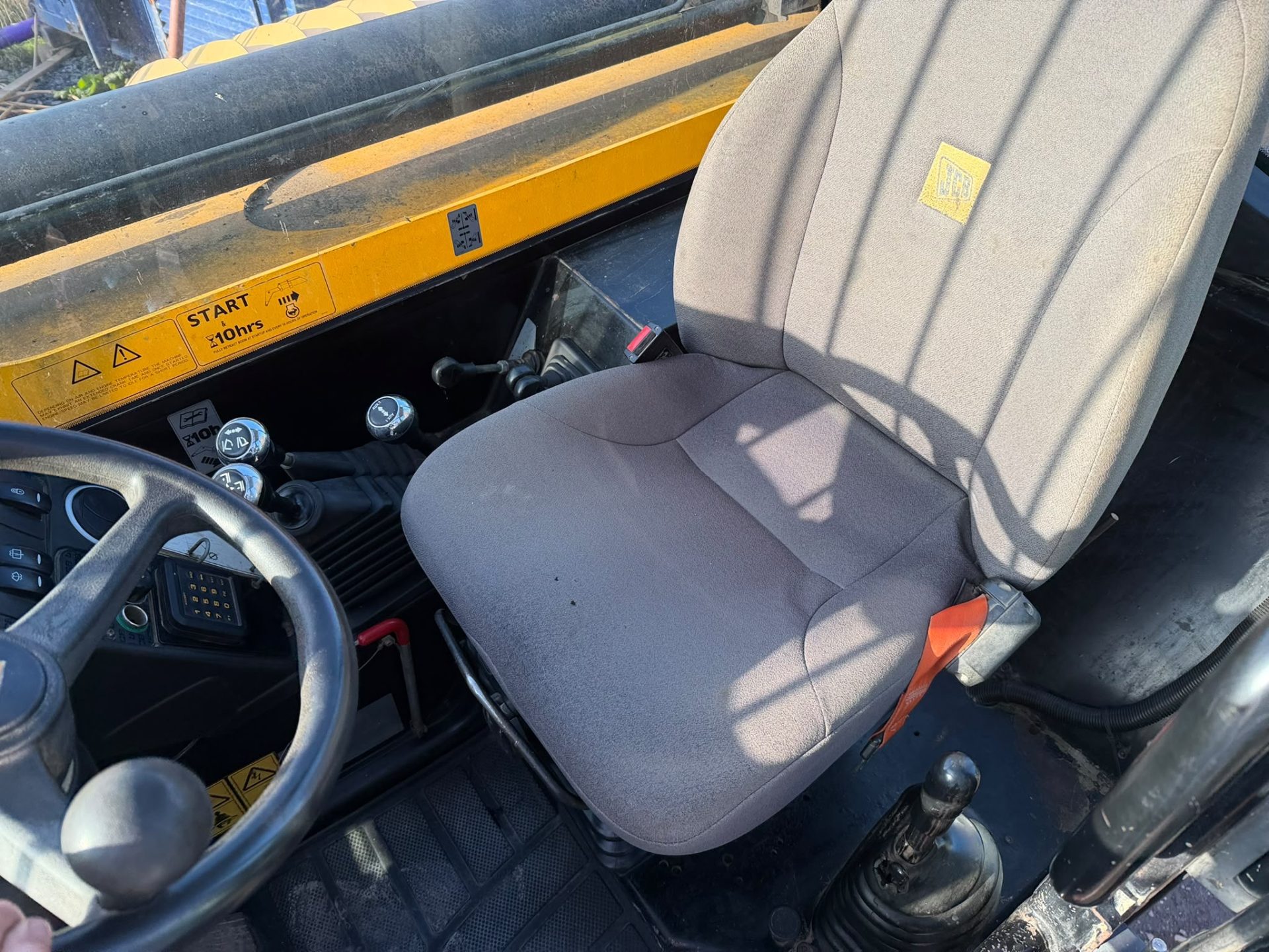 2017 JCB 540-140 HI VIZ TELEHANDLER SWAY 3425 HRS TELE HANDLER LOADALLC/W FORKS - Image 11