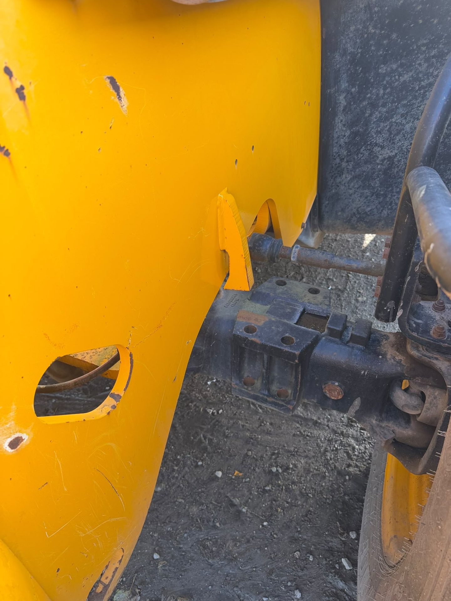 2017 JCB 540-140 HI VIZ TELEHANDLER SWAY 3425 HRS TELE HANDLER LOADALLC/W FORKS - Image 9