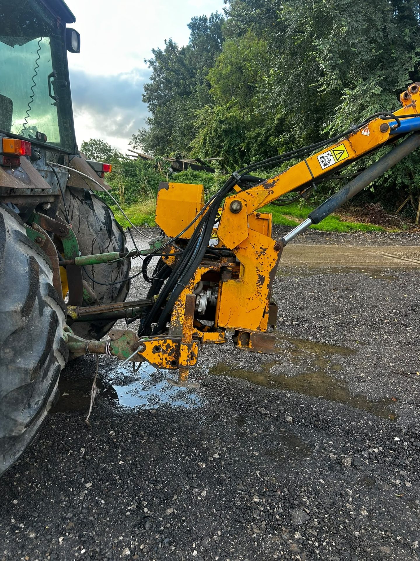 BOMFORD B58T HEDGE CUTTER FLAIL MOWER FOR TRACTOR ELECTRIC CONTROLS 3 PT LINKAGE - Image 6