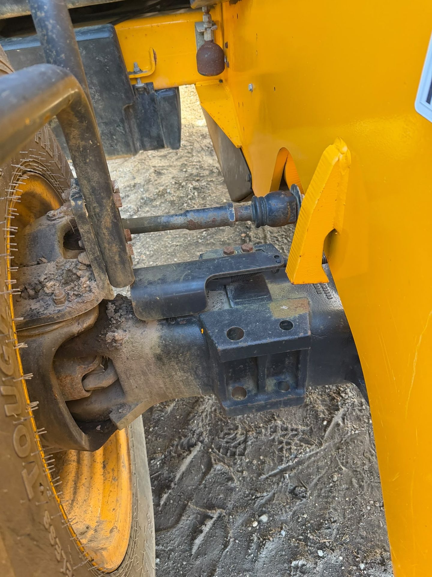 2017 JCB 540-140 HI VIZ TELEHANDLER SWAY 3425 HRS TELE HANDLER LOADALLC/W FORKS - Image 5