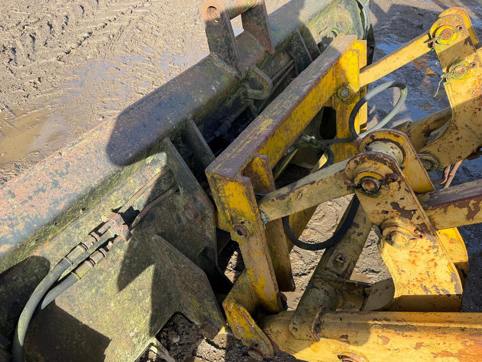 MASSEY FERGUSON 50D 4X4 BACKHOE LOADER DIGGER POWER SHUTTLE EXTENDAHOE - Image 4