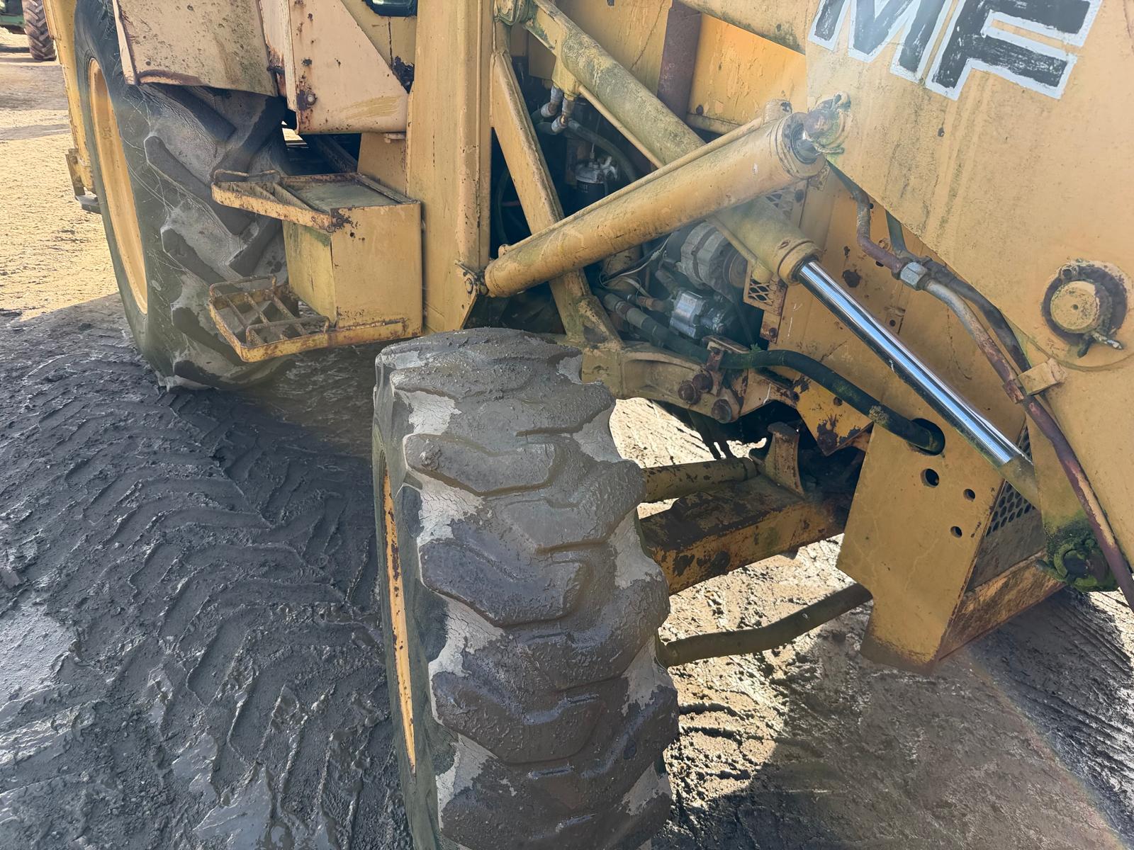MASSEY FERGUSON 50D 4X4 BACKHOE LOADER DIGGER POWER SHUTTLE EXTENDAHOE - Image 9