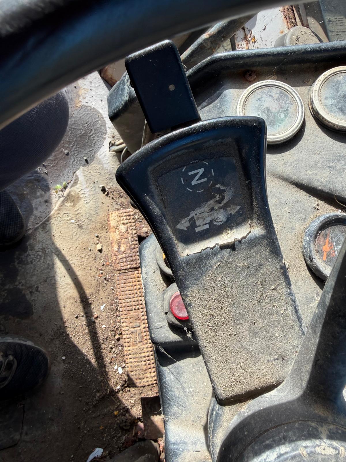 MASSEY FERGUSON 50D 4X4 BACKHOE LOADER DIGGER POWER SHUTTLE EXTENDAHOE - Image 20